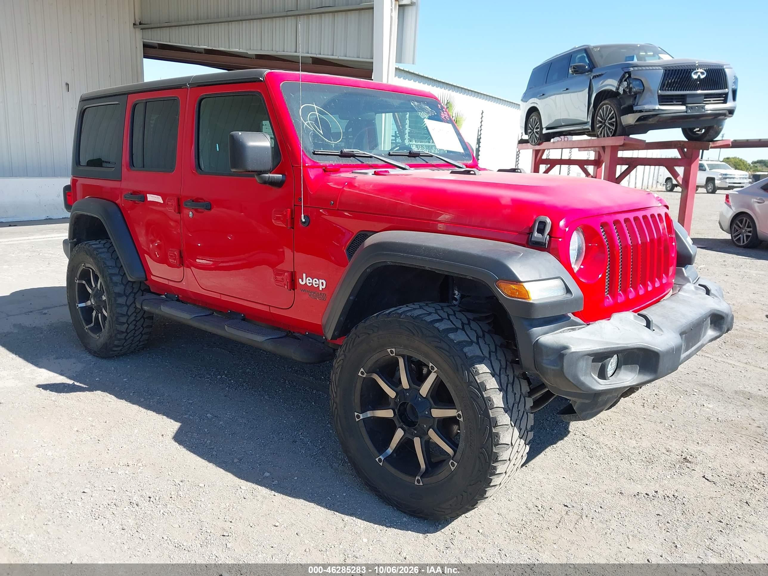 2019 Jeep Wrangler Unlimited VIN 1C4HJXDN2KW676142 — IAAI salvage auction photo