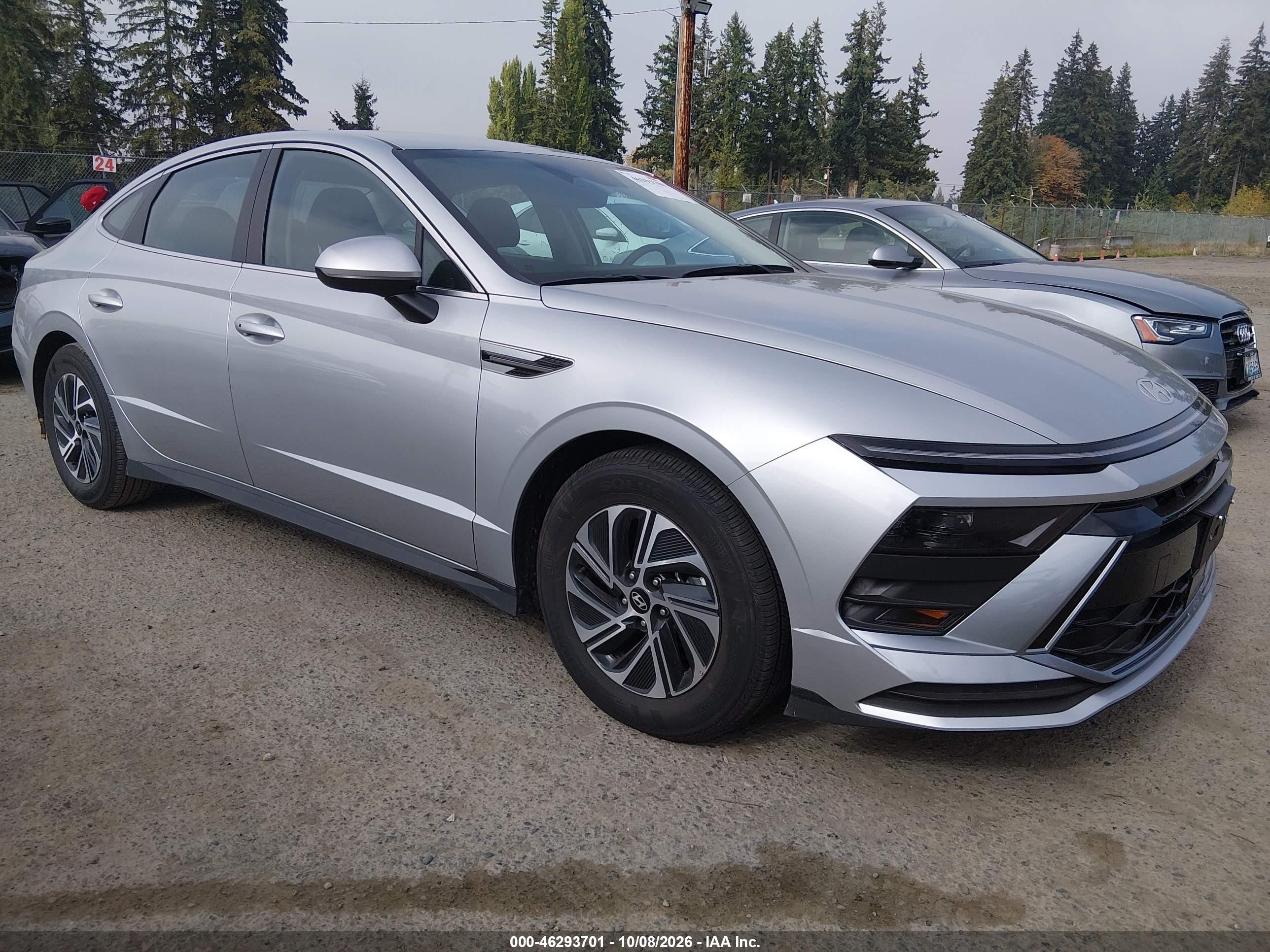 2026 Hyundai Sonata Hybrid VIN KMHL24JJ7TA176463 — IAAI salvage auction photo