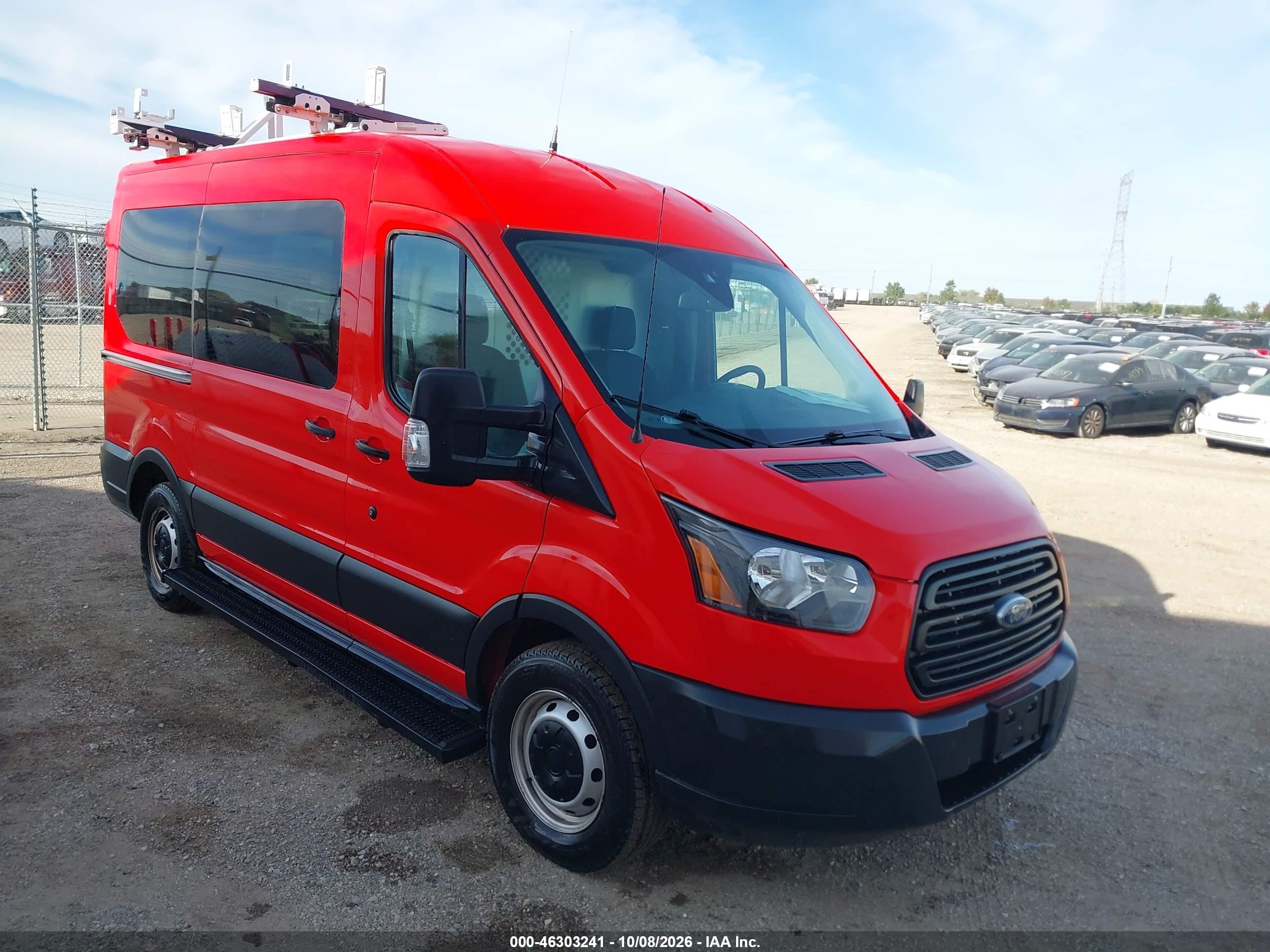 2019 Ford Transit-150 VIN 1FTYE1CM2KKB61093 — IAAI salvage auction photo