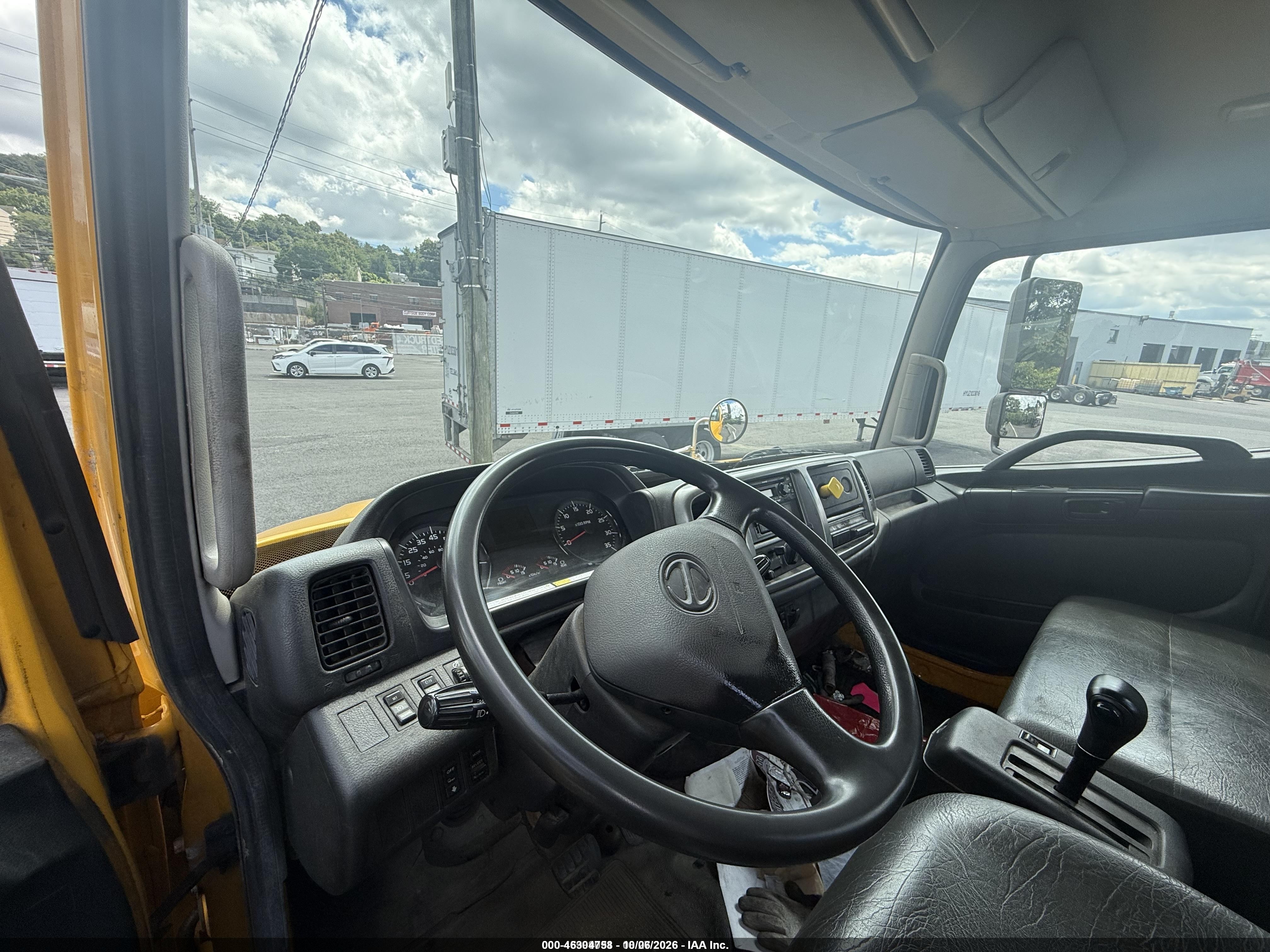 2019 Hino 338 VIN 5PVNV8JV4K4S59120 IAAI salvage auction — Unknown, Clear (New Jersey), sold $100 on 2026-10-07 (photo 7)