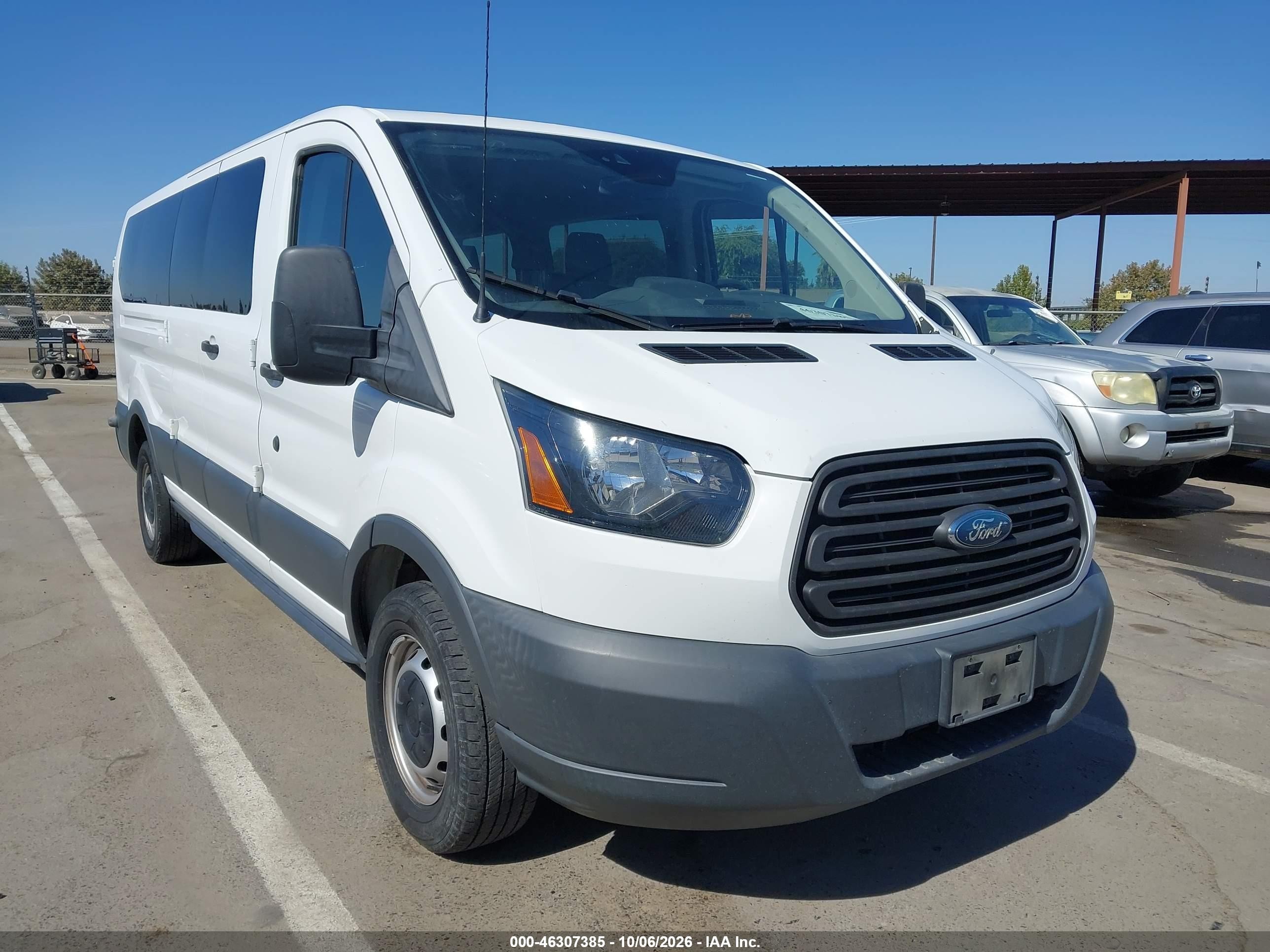2018 Ford Transit-350 VIN 1FBZX2ZM3JKB18851 — IAAI salvage auction photo