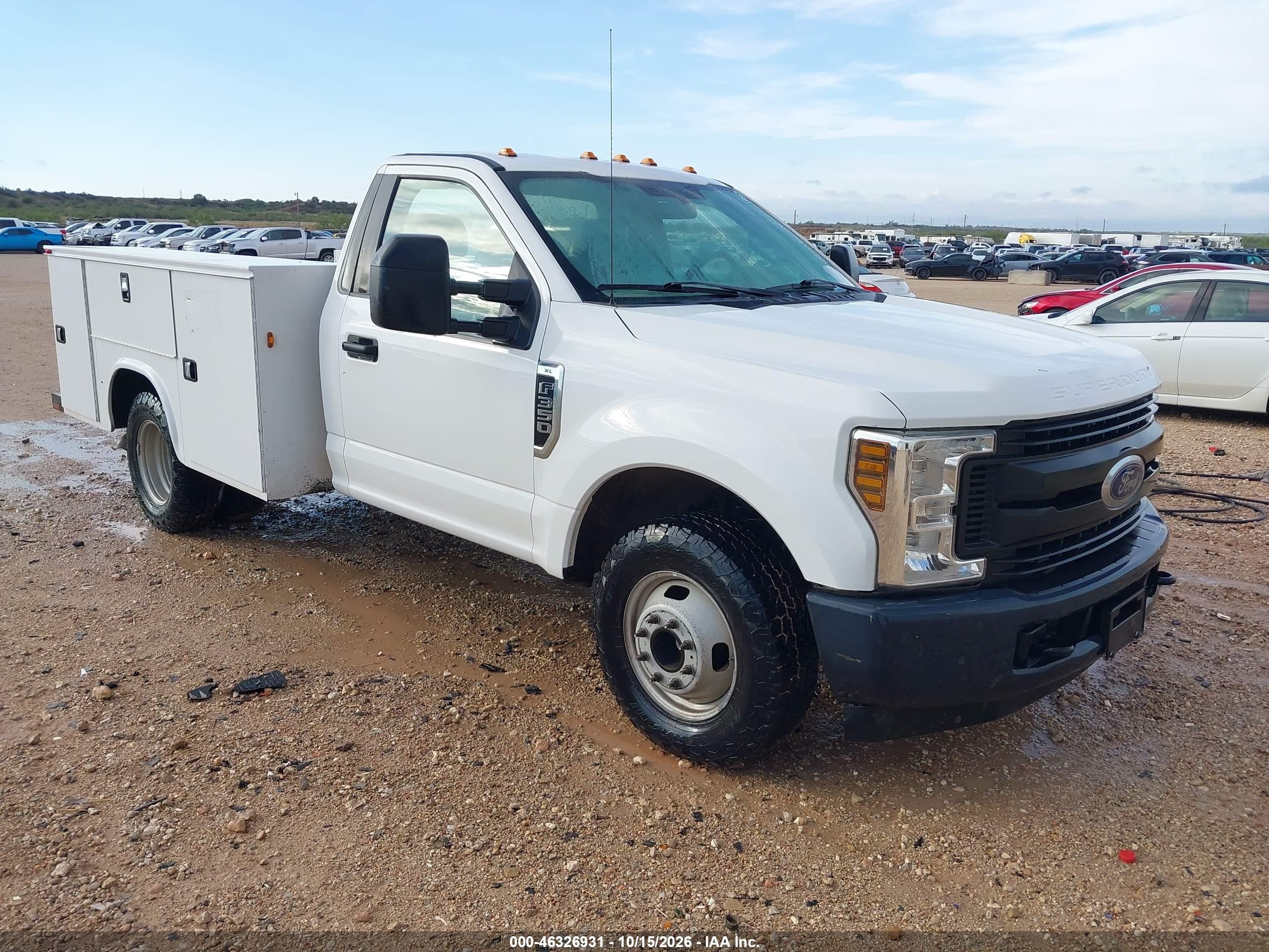 2018 Ford F-350 VIN 1FDRF3G69JEC69602 — IAAI salvage auction photo