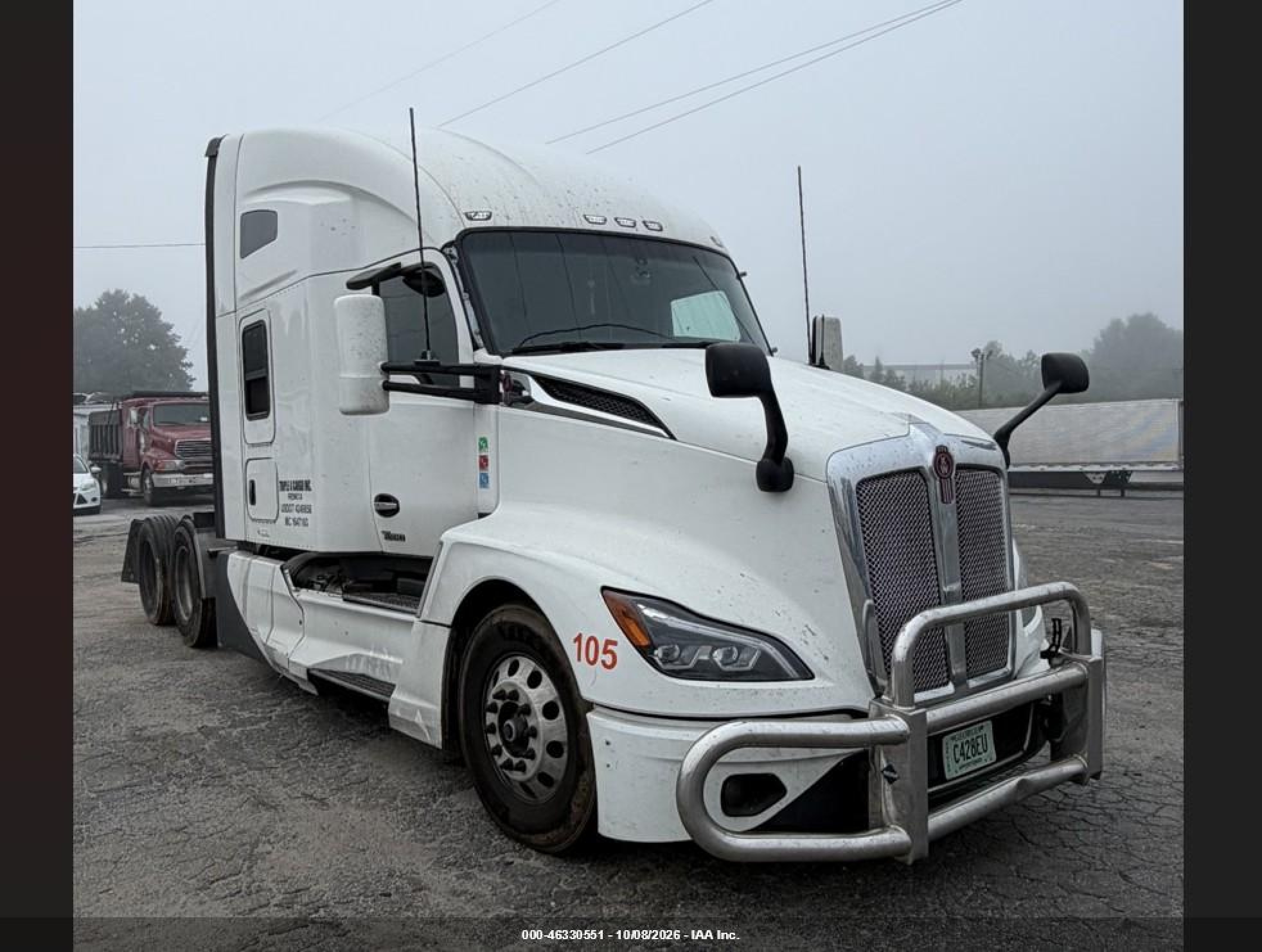 2022 Kenworth T680 VIN 1XKYD49X1NJ491926 — IAAI salvage auction photo
