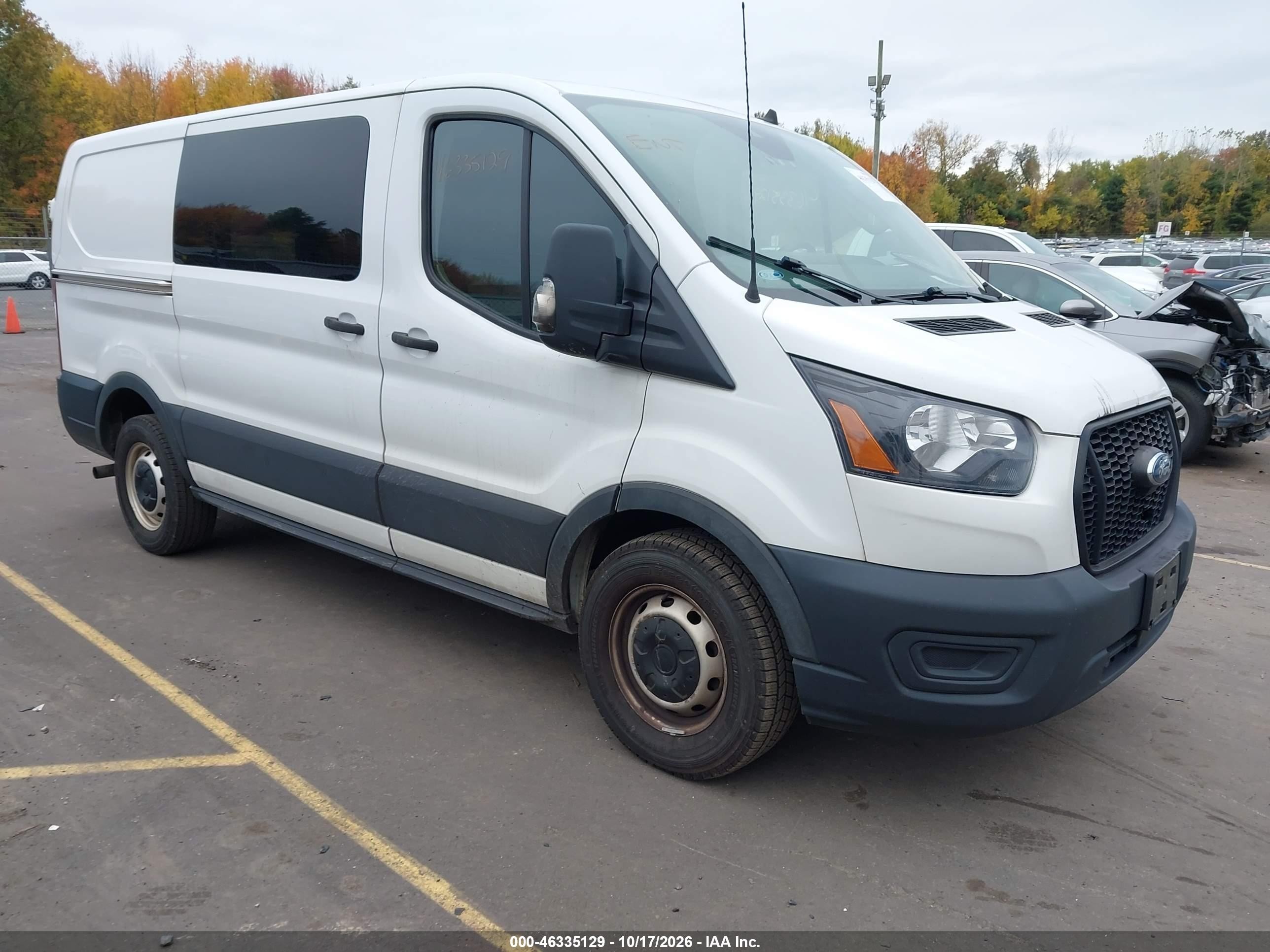 2022 Ford Transit-150 VIN 1FTYE1Y82NKA84600 — IAAI salvage auction photo