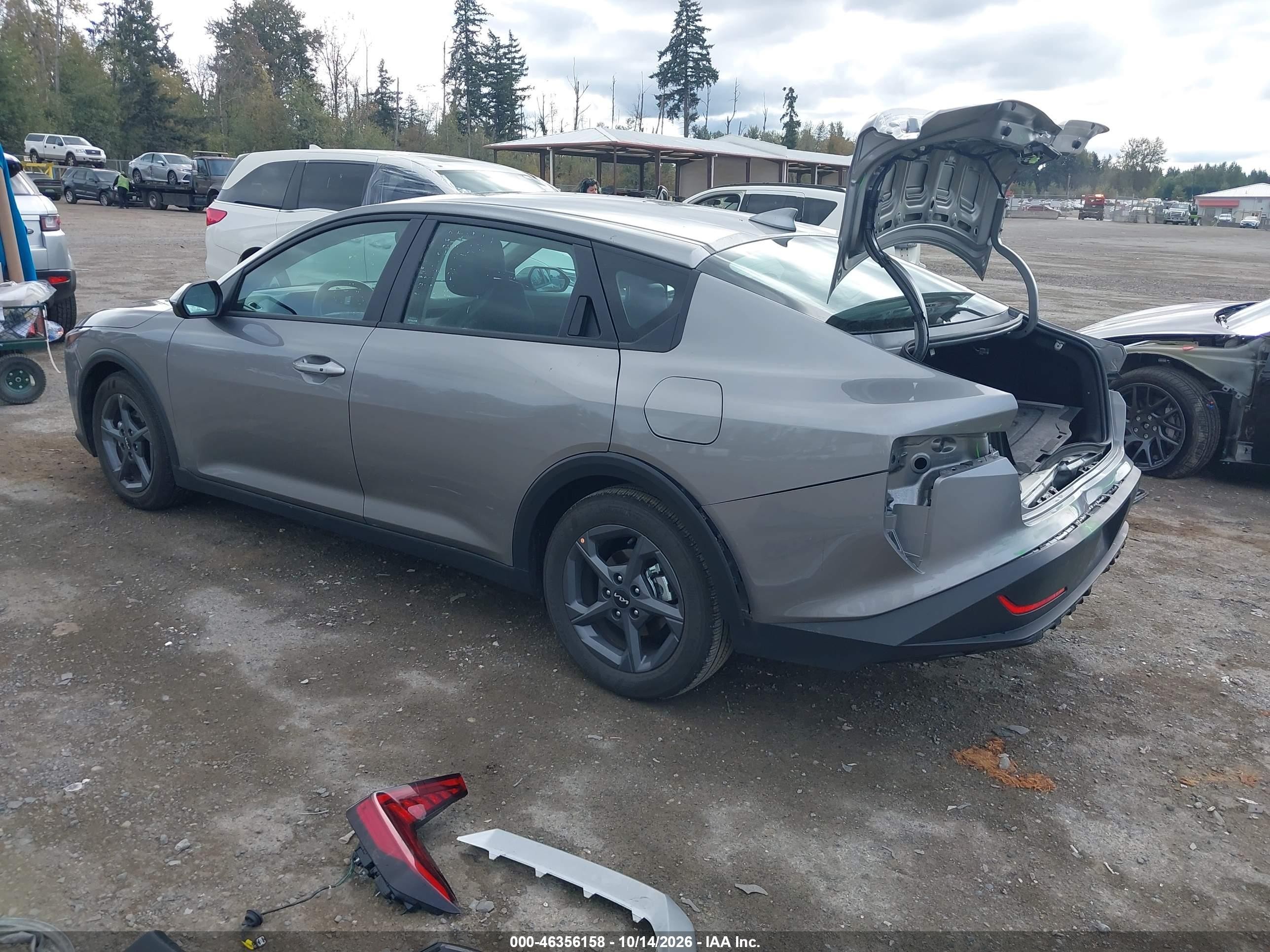 2026 Kia K4 VIN 3KPFT4DE0TE313432 IAAI salvage auction — Rear End, Enterprise Vehicles Clear Only (Oregon), sold $12,500 on 2026-10-17 (photo 3)