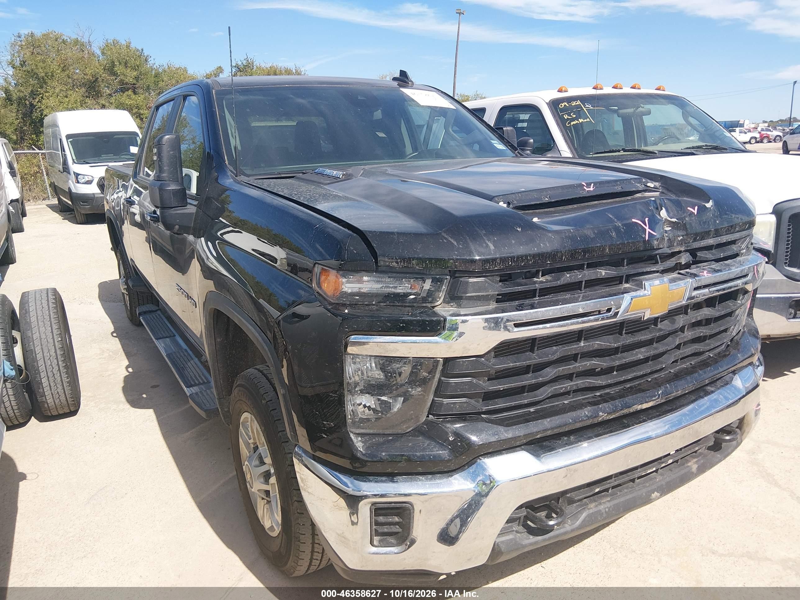 2026 Chevrolet Silverado 2500 VIN 2GC1KNEY4T1142354 — IAAI salvage auction photo