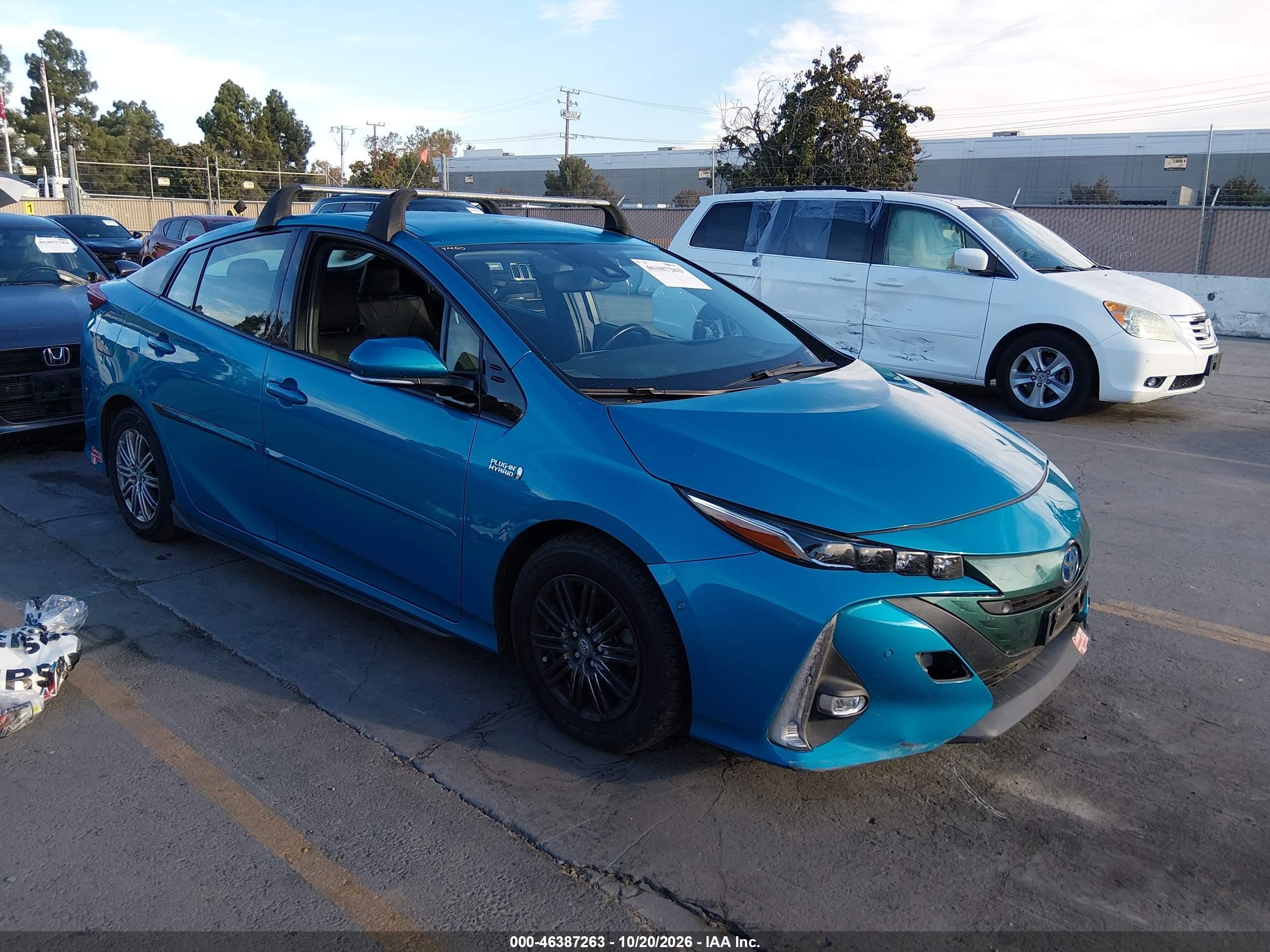 2017 Toyota Prius Prime VIN JTDKARFP7H3041749 — IAAI salvage auction photo