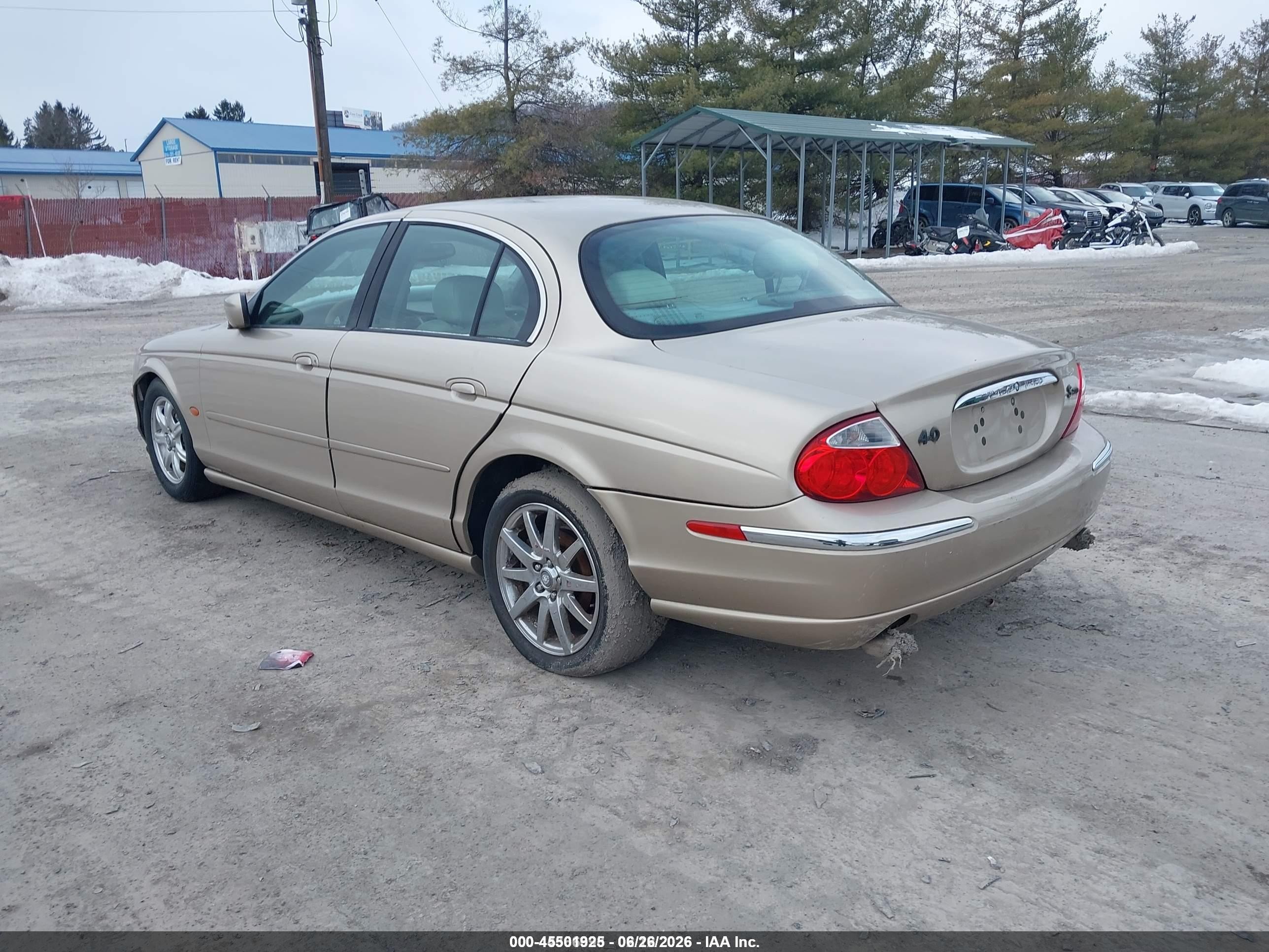 2000 Jaguar S type VIN SAJDA01D4YGL40708 IAAI salvage auction — Front End, Salvage (Idaho), sold $350 on 2026-09-10 (photo 3)