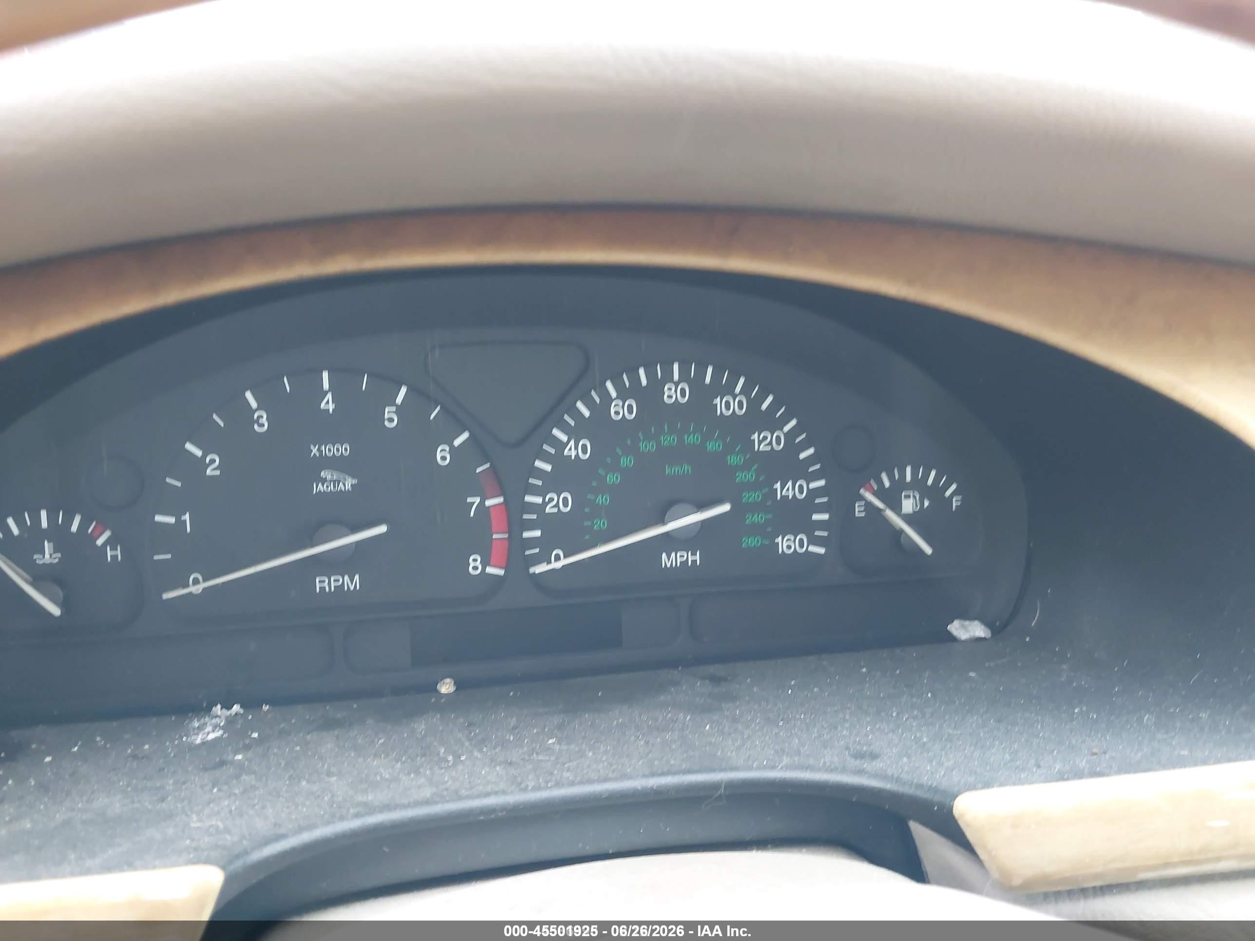 2000 Jaguar S type VIN SAJDA01D4YGL40708 IAAI salvage auction — Front End, Salvage (Idaho), sold $350 on 2026-09-10 (photo 7)