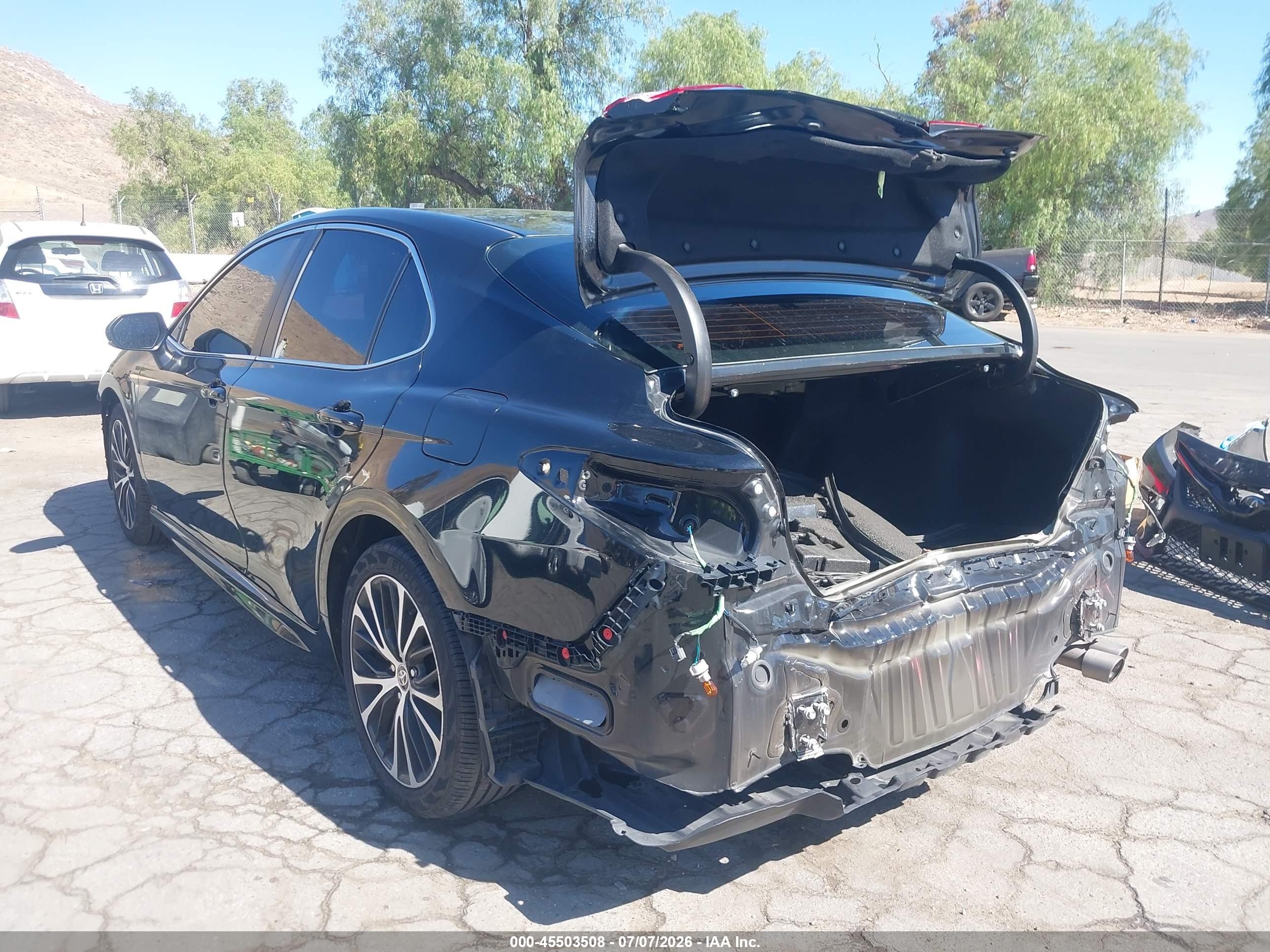 2020 Toyota Camry VIN 4T1G11AK6LU363316 IAAI salvage auction — Front & Rear, Salvage (California), sold $6,750 on 2026-07-12 (photo 3)