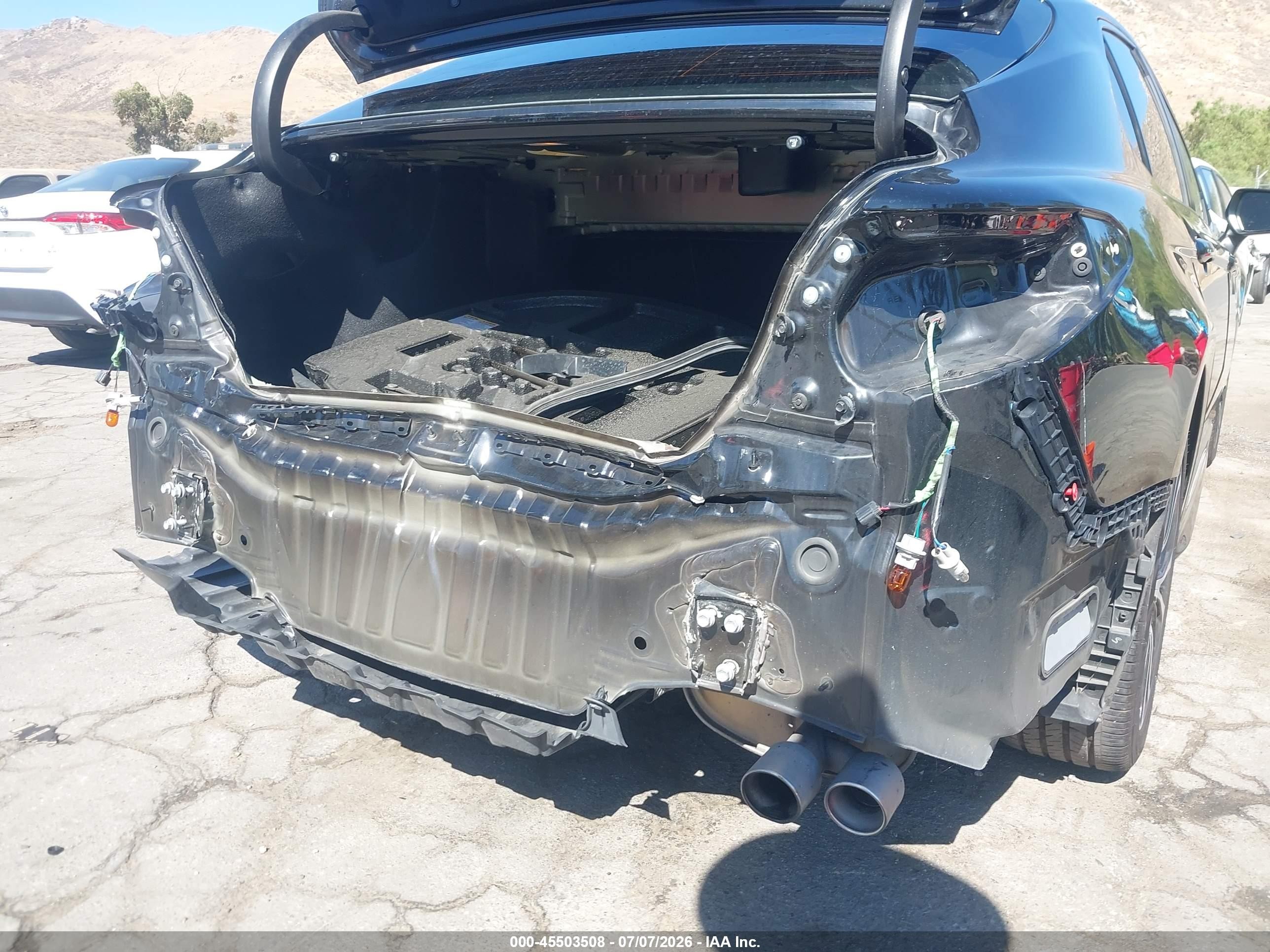 2020 Toyota Camry VIN 4T1G11AK6LU363316 IAAI salvage auction — Front & Rear, Salvage (California), sold $6,750 on 2026-07-12 (photo 6)