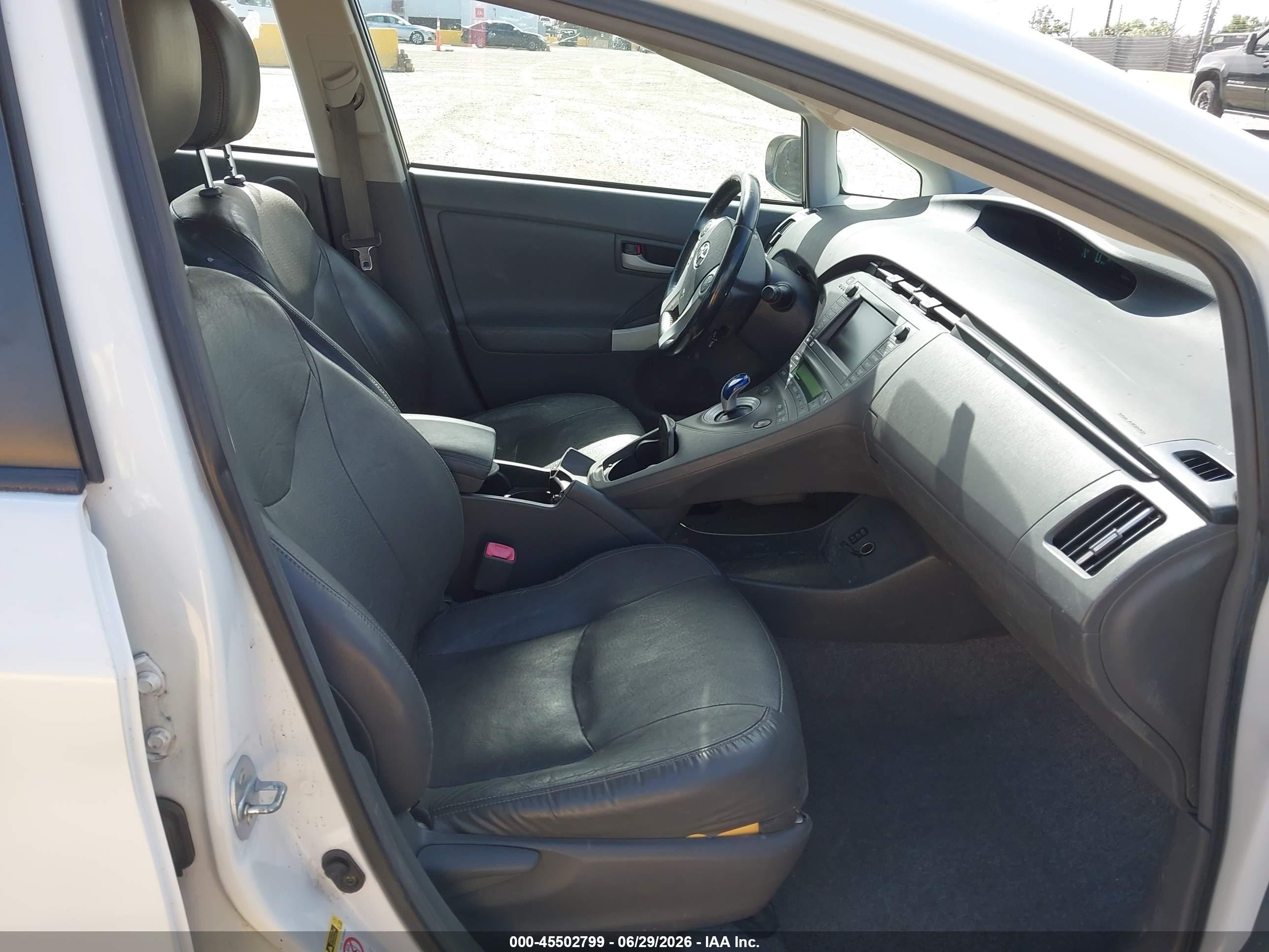 2011 Toyota Prius VIN JTDKN3DU1B0254618 IAAI salvage auction — Unknown, Salvage (California), sold $2,250 on 2026-07-09 (photo 5)