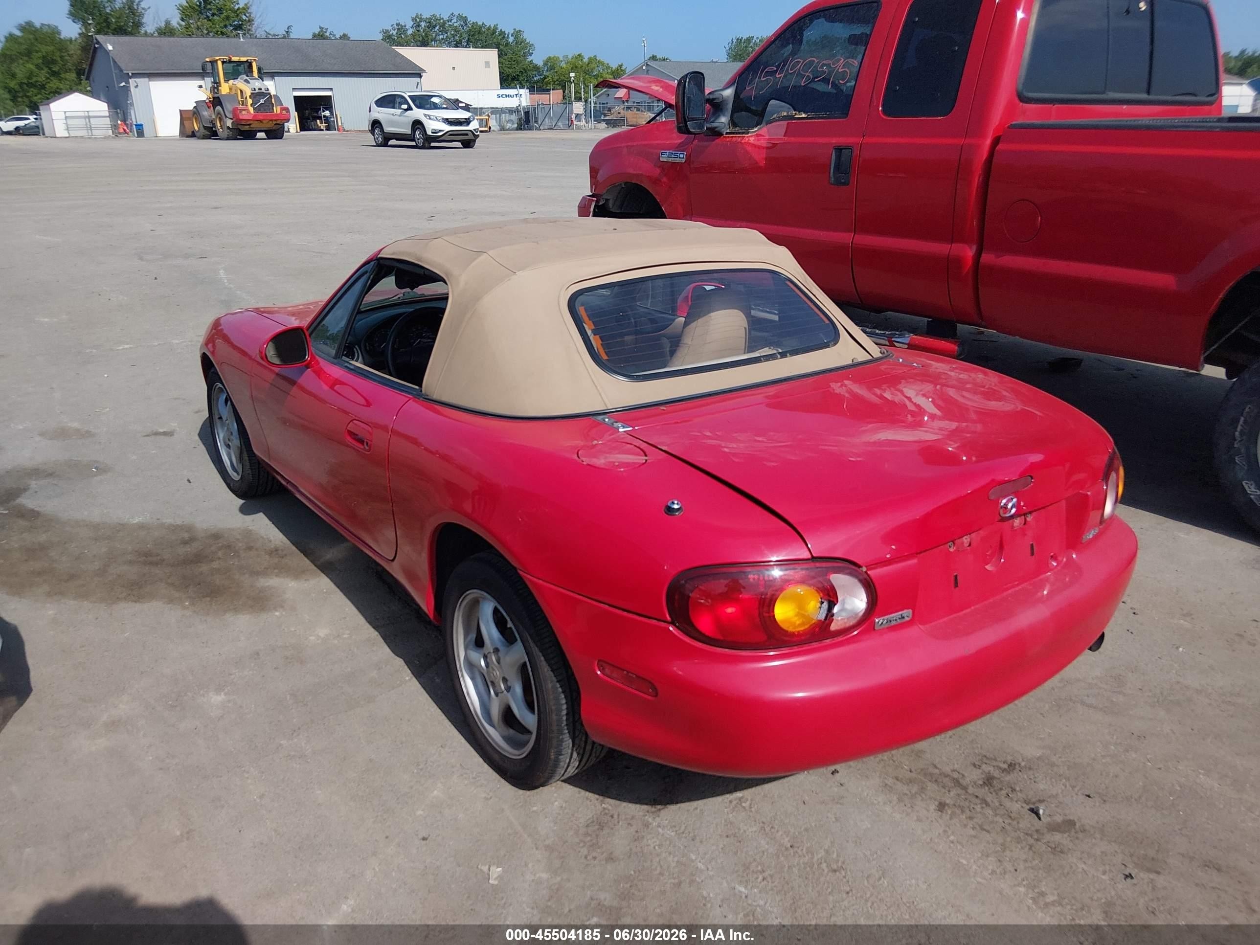 1999 Mazda MX-5 Miata VIN JM1NB3536X0113031 IAAI salvage auction — Rear End, Salvage (Ohio), sold $1,450 on 2026-07-11 (photo 3)