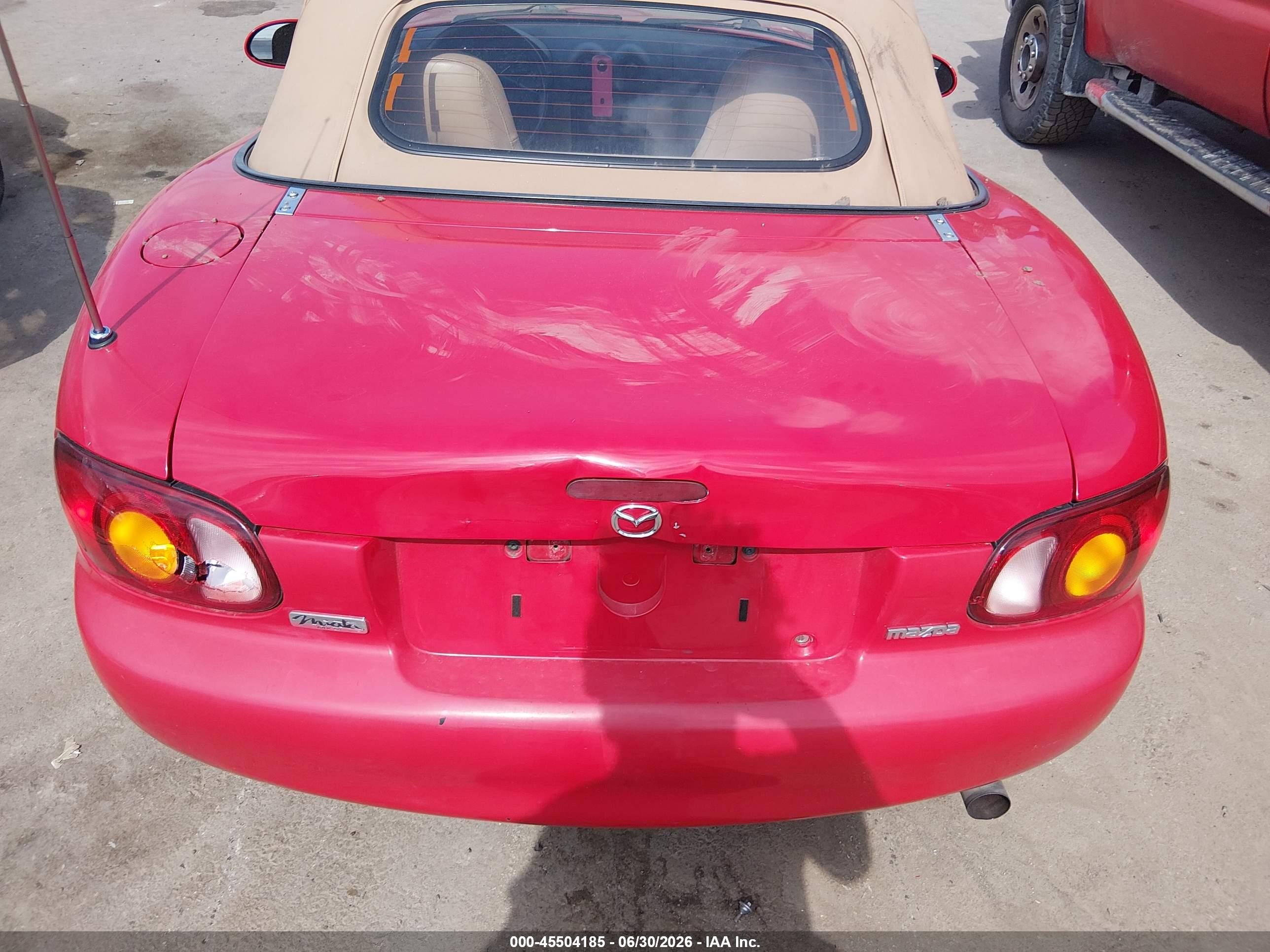 1999 Mazda MX-5 Miata VIN JM1NB3536X0113031 IAAI salvage auction — Rear End, Salvage (Ohio), sold $1,450 on 2026-07-11 (photo 6)