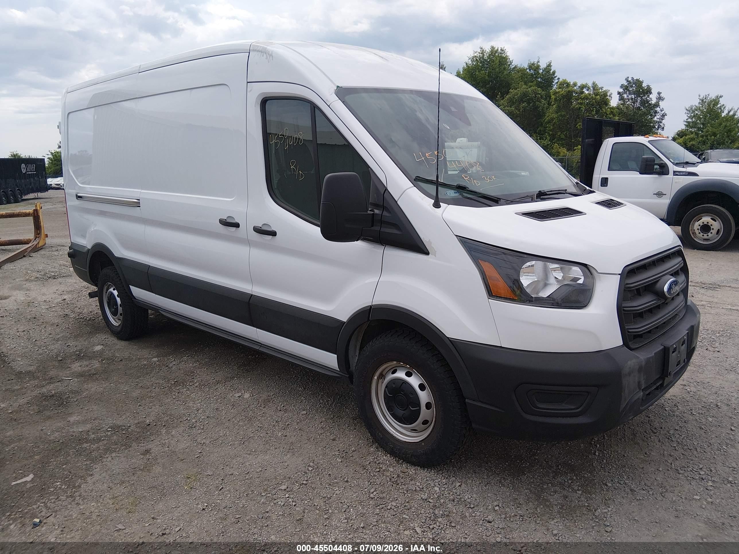 2020 Ford Transit-250 VIN 1FTBR1C8XLKB77623 — IAAI salvage auction photo