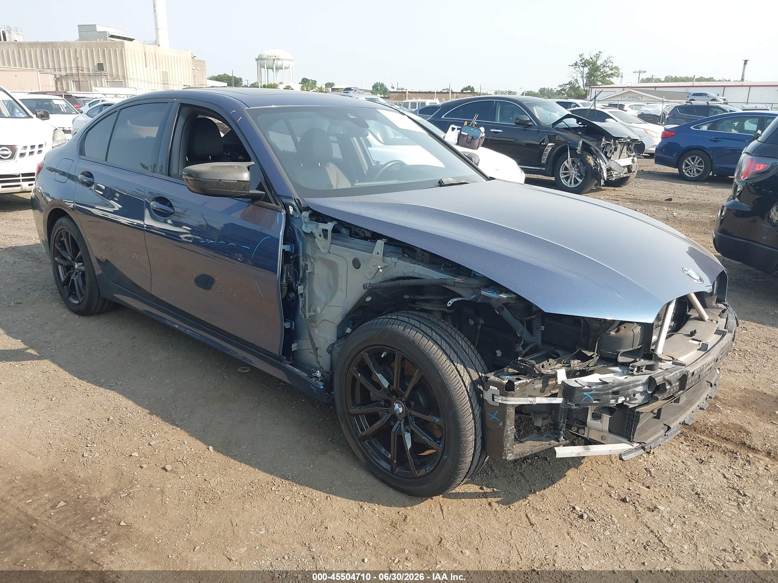 2021 BMW 3 Series VIN 3MW5R7J02M8B51126 — IAAI salvage auction photo