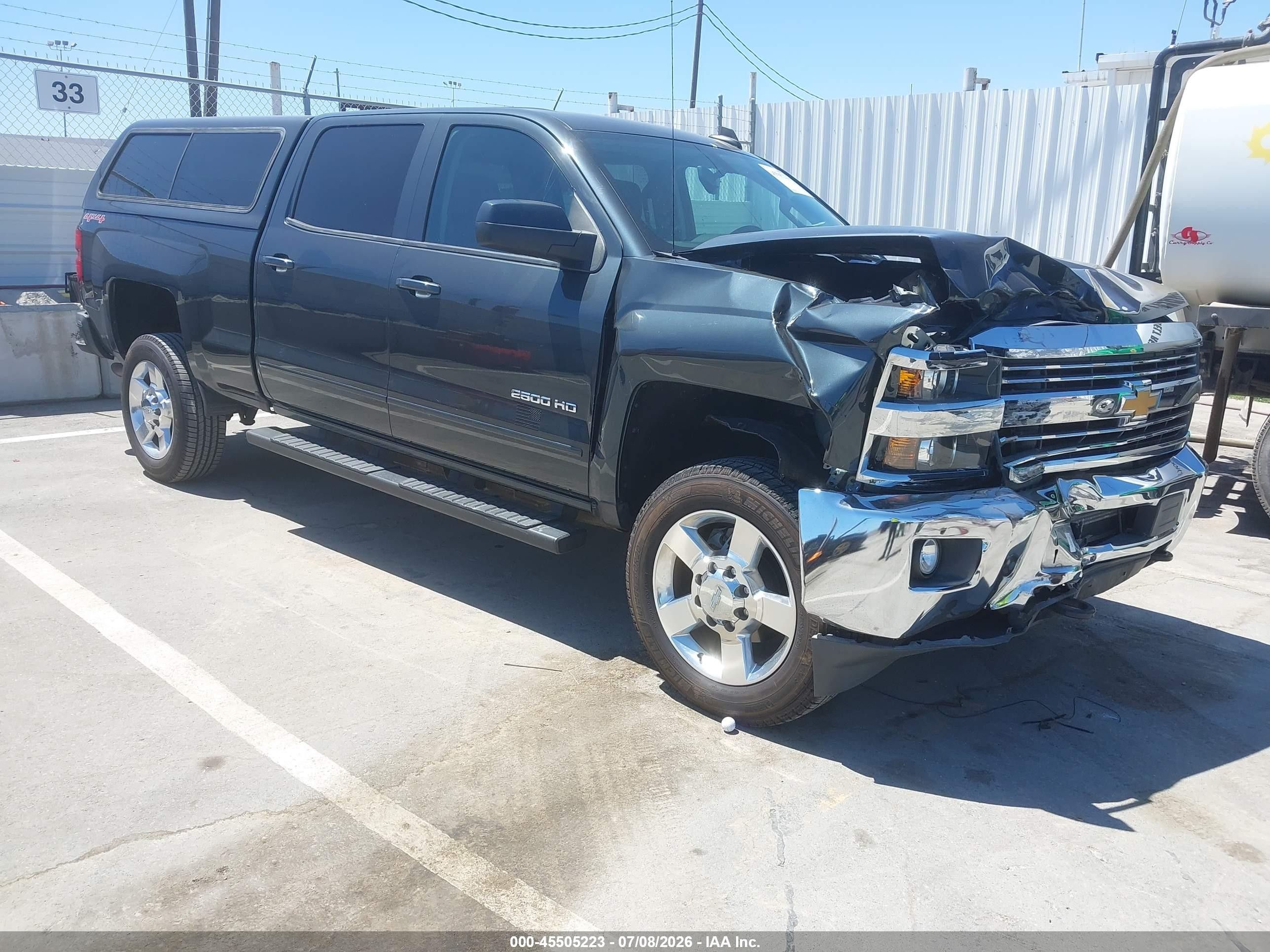 2017 Chevrolet Silverado 2500 VIN 1GC1KVEG5HF244415 — IAAI salvage auction photo