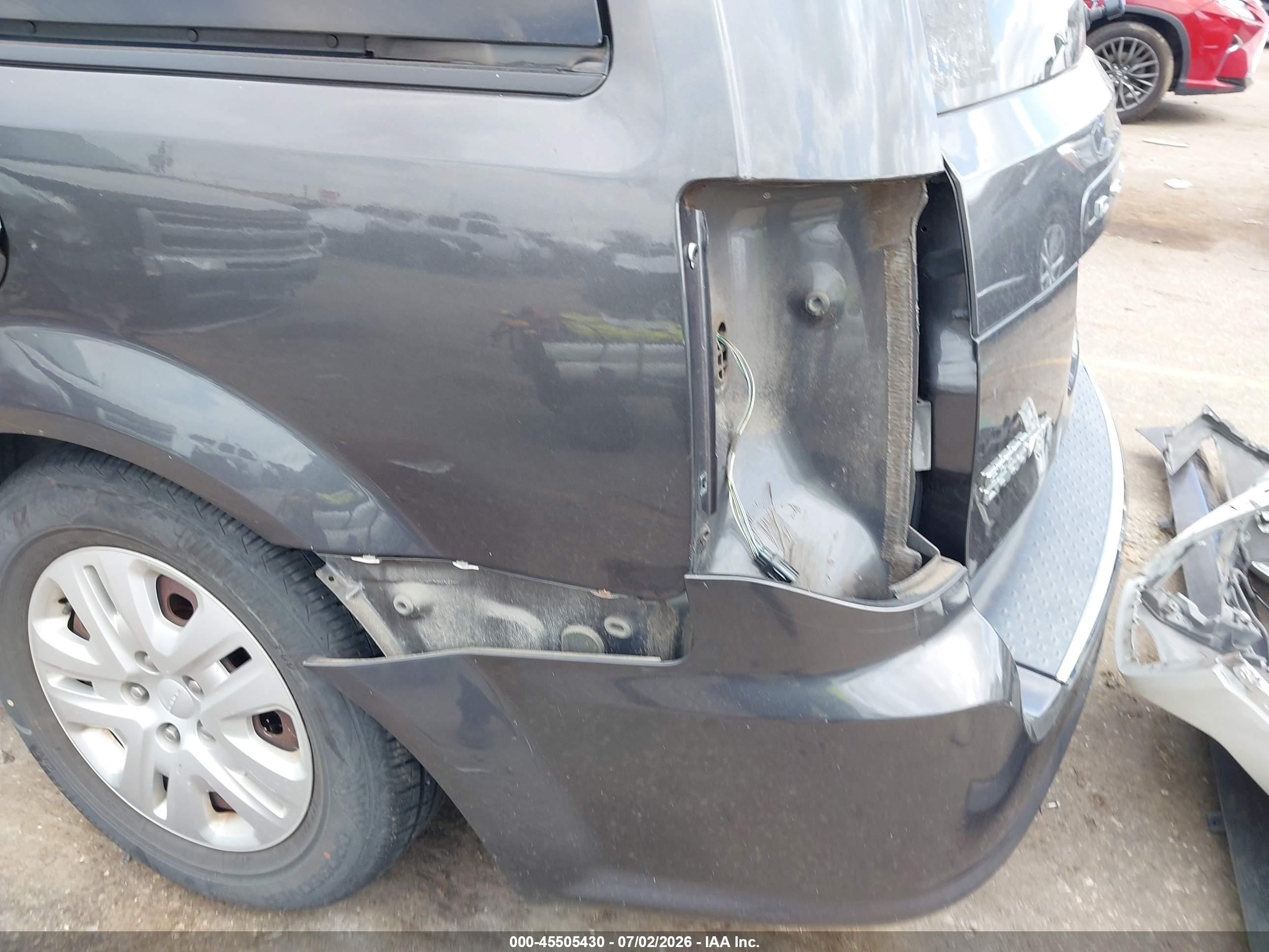 2019 Dodge Caravan VIN 2C4RDGBG2KR558360 IAAI salvage auction — Rear End, Salvage (Texas), sold $1,700 on 2026-09-09 (photo 6)