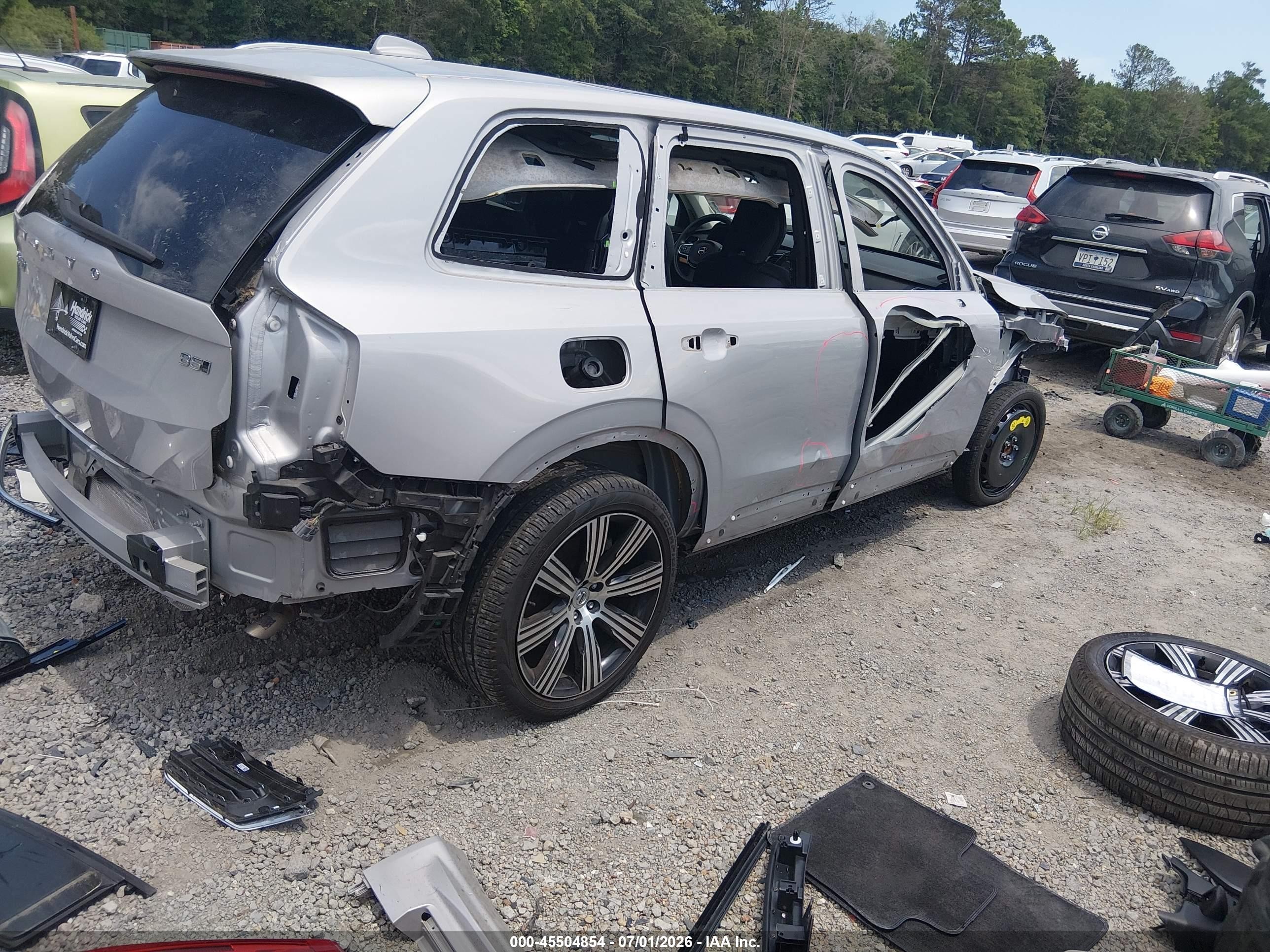 2024 Volvo XC90 VIN YV4L12PE0R1237261 IAAI salvage auction — All Over, Clear (South Carolina), sold $13,500 on 2026-09-16 (photo 4)