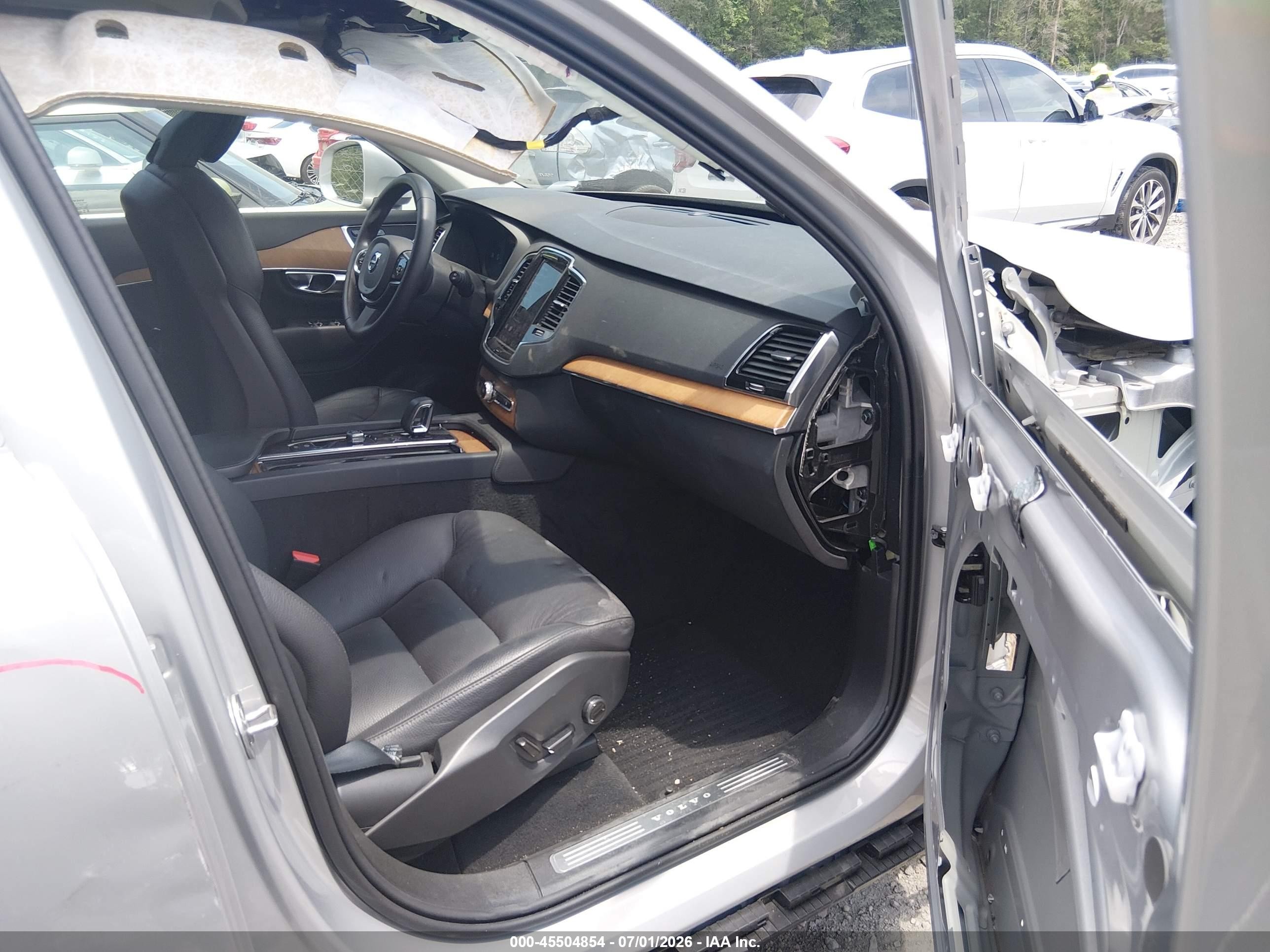 2024 Volvo XC90 VIN YV4L12PE0R1237261 IAAI salvage auction — All Over, Clear (South Carolina), sold $13,500 on 2026-09-16 (photo 5)