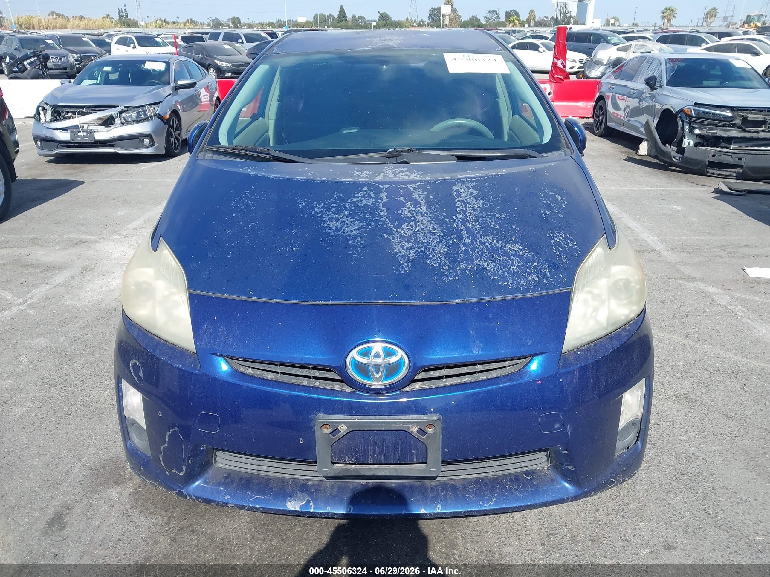 2011 Toyota Prius VIN JTDKN3DU7B0286666 IAAI salvage auction — Normal Wear, Clear - Dealer Only (California), sold $550 on 2026-07-09 (photo 6)