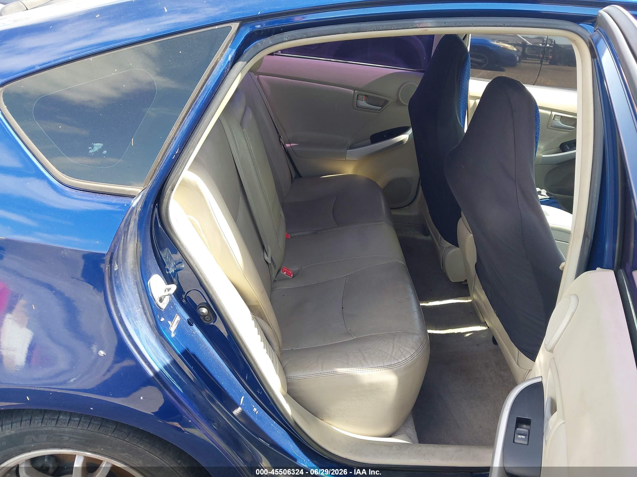 2011 Toyota Prius VIN JTDKN3DU7B0286666 IAAI salvage auction — Normal Wear, Clear - Dealer Only (California), sold $550 on 2026-07-09 (photo 8)