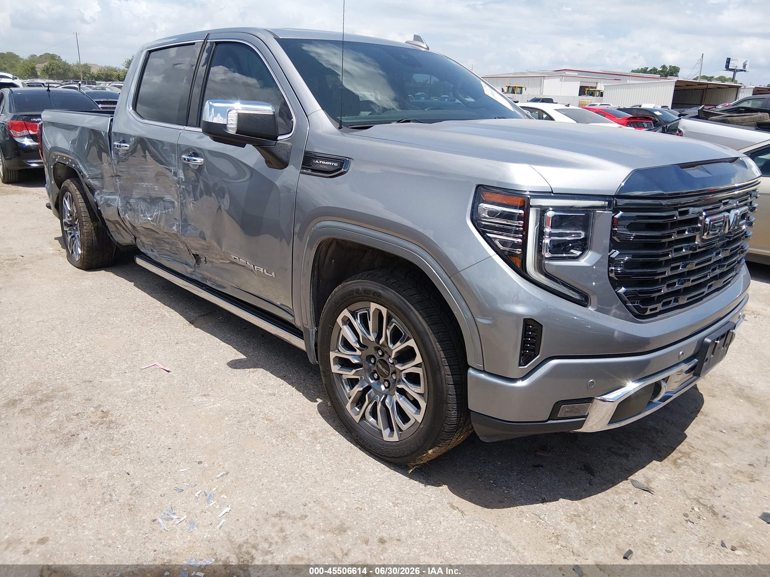 2024 GMC Sierra 1500 VIN 1GTUUHEL6RZ135306 IAAI salvage auction — Side, Original (Texas), sold $27,200 on 2026-08-24 (photo 1)