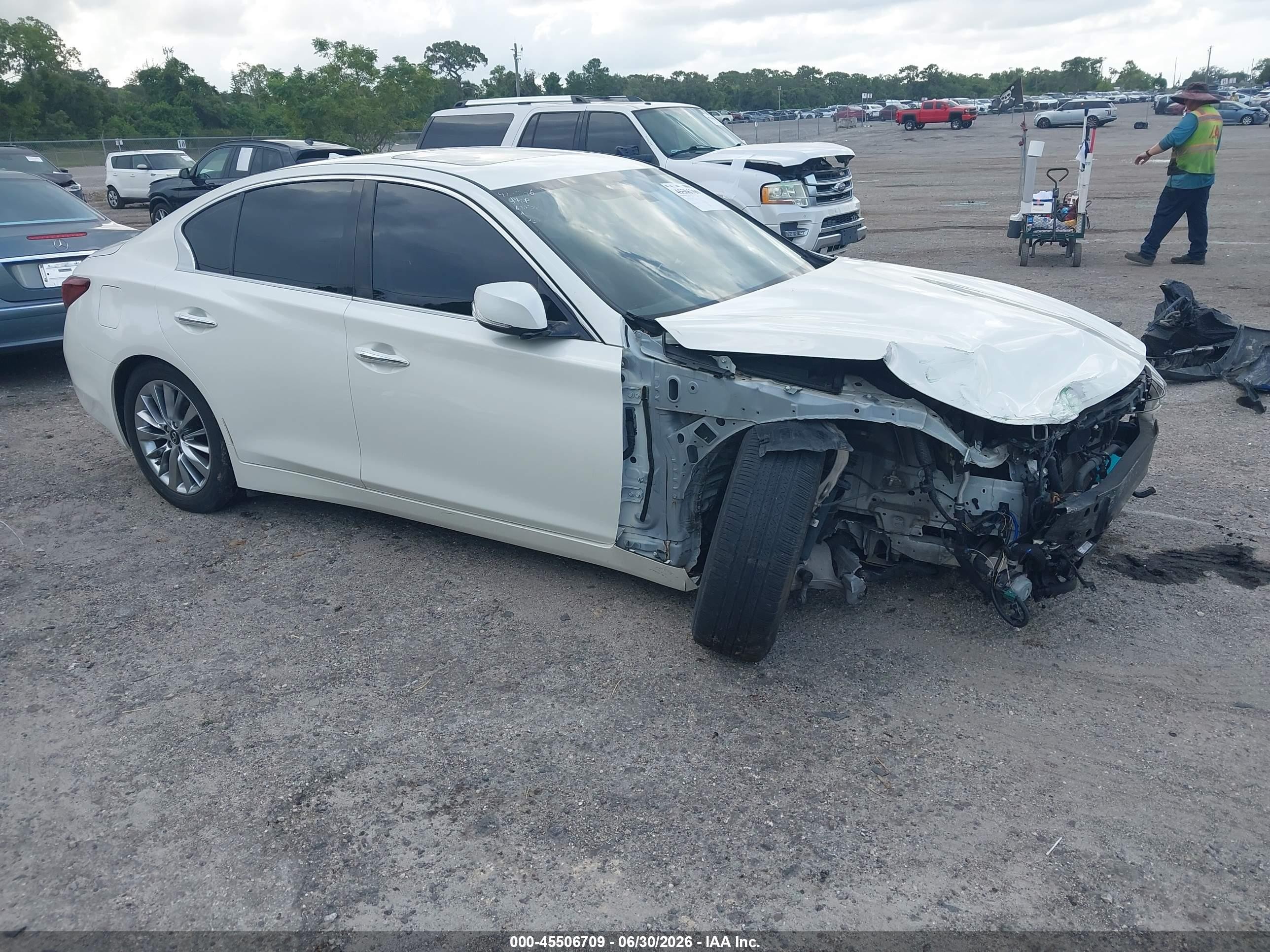 2019 Infiniti Q50 VIN JN1EV7AP3KM543689 IAAI salvage auction — Front End, Rebuildable (Florida), sold $3,200 on 2026-09-26 (photo 1)