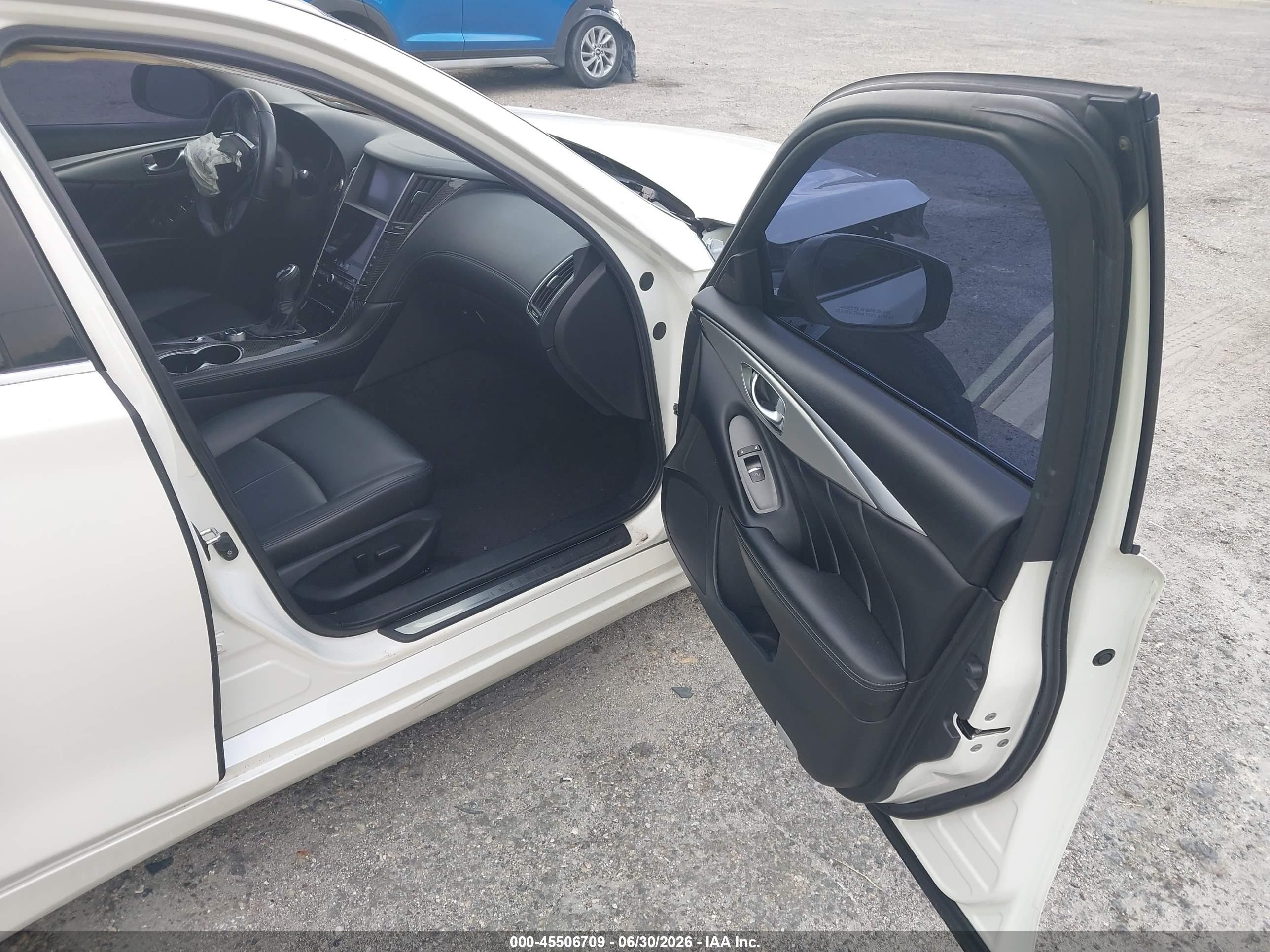 2019 Infiniti Q50 VIN JN1EV7AP3KM543689 IAAI salvage auction — Front End, Rebuildable (Florida), sold $3,200 on 2026-09-26 (photo 5)