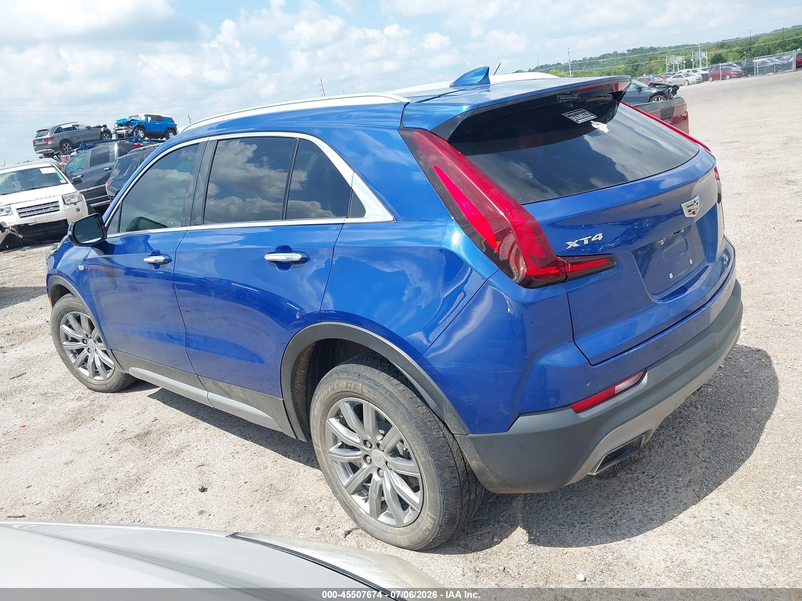 2021 Cadillac Xt4 VIN 1GYFZCR41MF034470 IAAI salvage auction — Front End, Clear (Oklahoma), sold $3,000 on 2026-09-12 (photo 3)