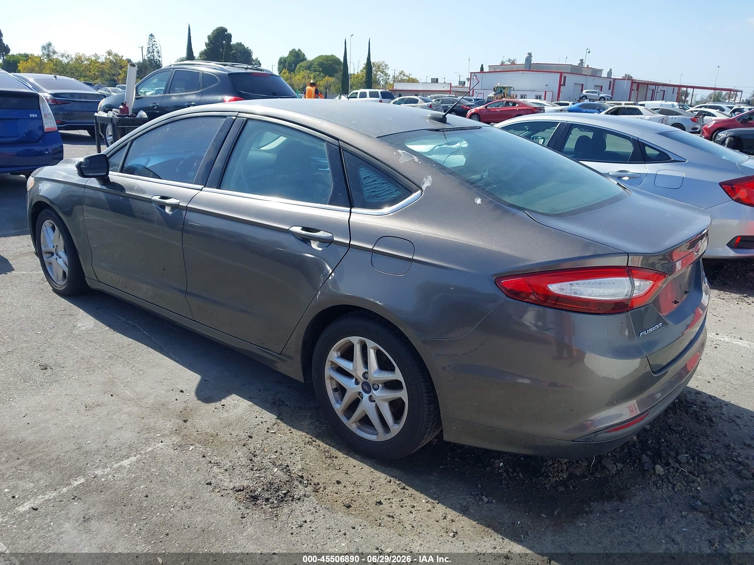 2016 Ford Fusion VIN 3FA6P0HD2GR202772 IAAI salvage auction — Normal Wear, Clear - Dealer Only (California), sold $775 on 2026-07-09 (photo 3)