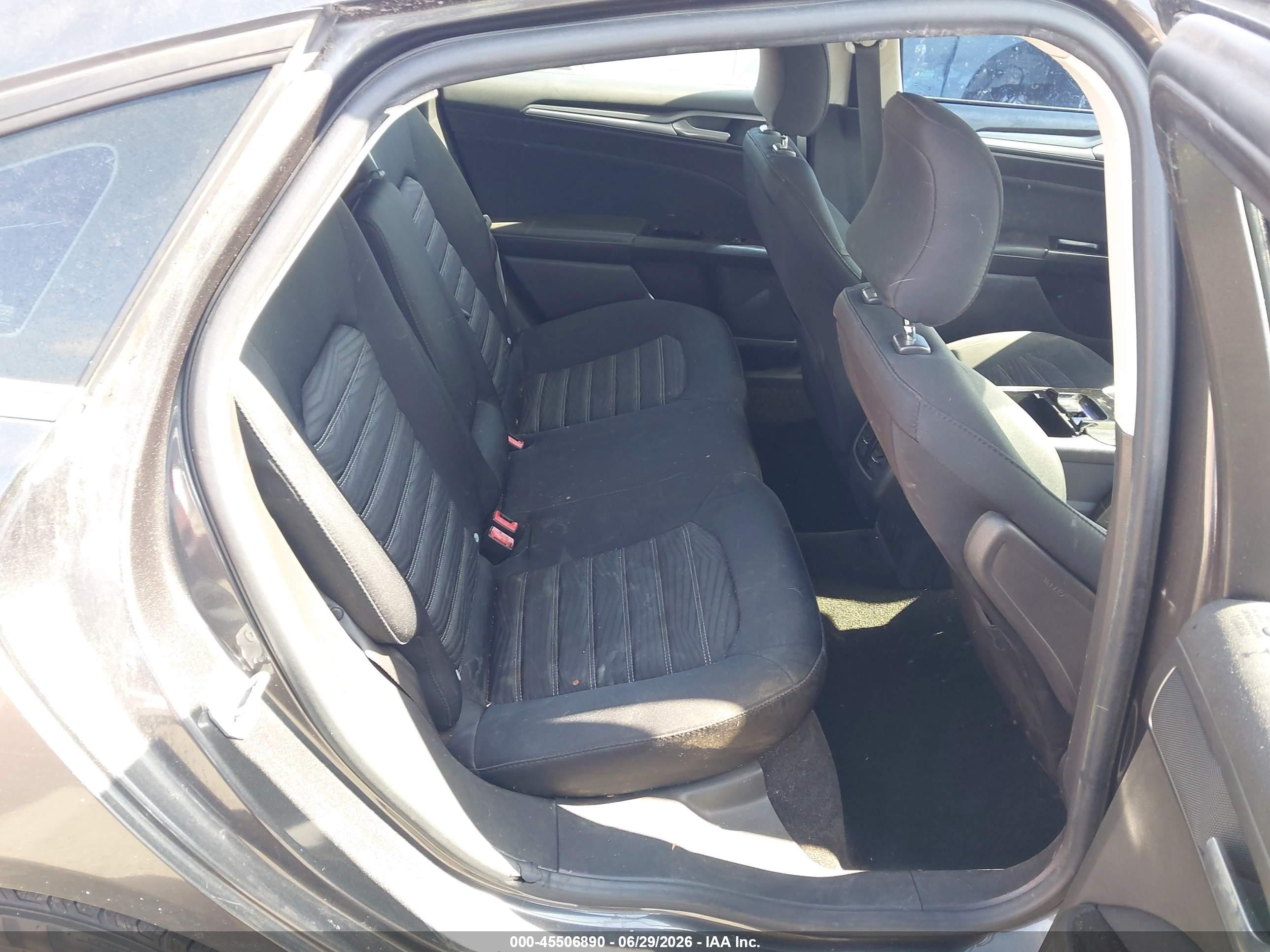 2016 Ford Fusion VIN 3FA6P0HD2GR202772 IAAI salvage auction — Normal Wear, Clear - Dealer Only (California), sold $775 on 2026-07-09 (photo 8)