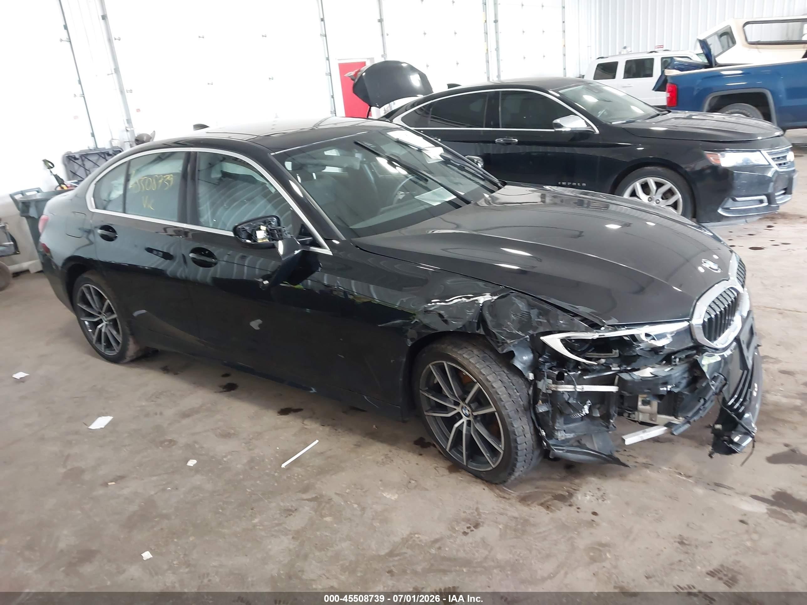 2020 BMW 3 Series VIN WBA5R7C08LFH48786 — IAAI salvage auction photo