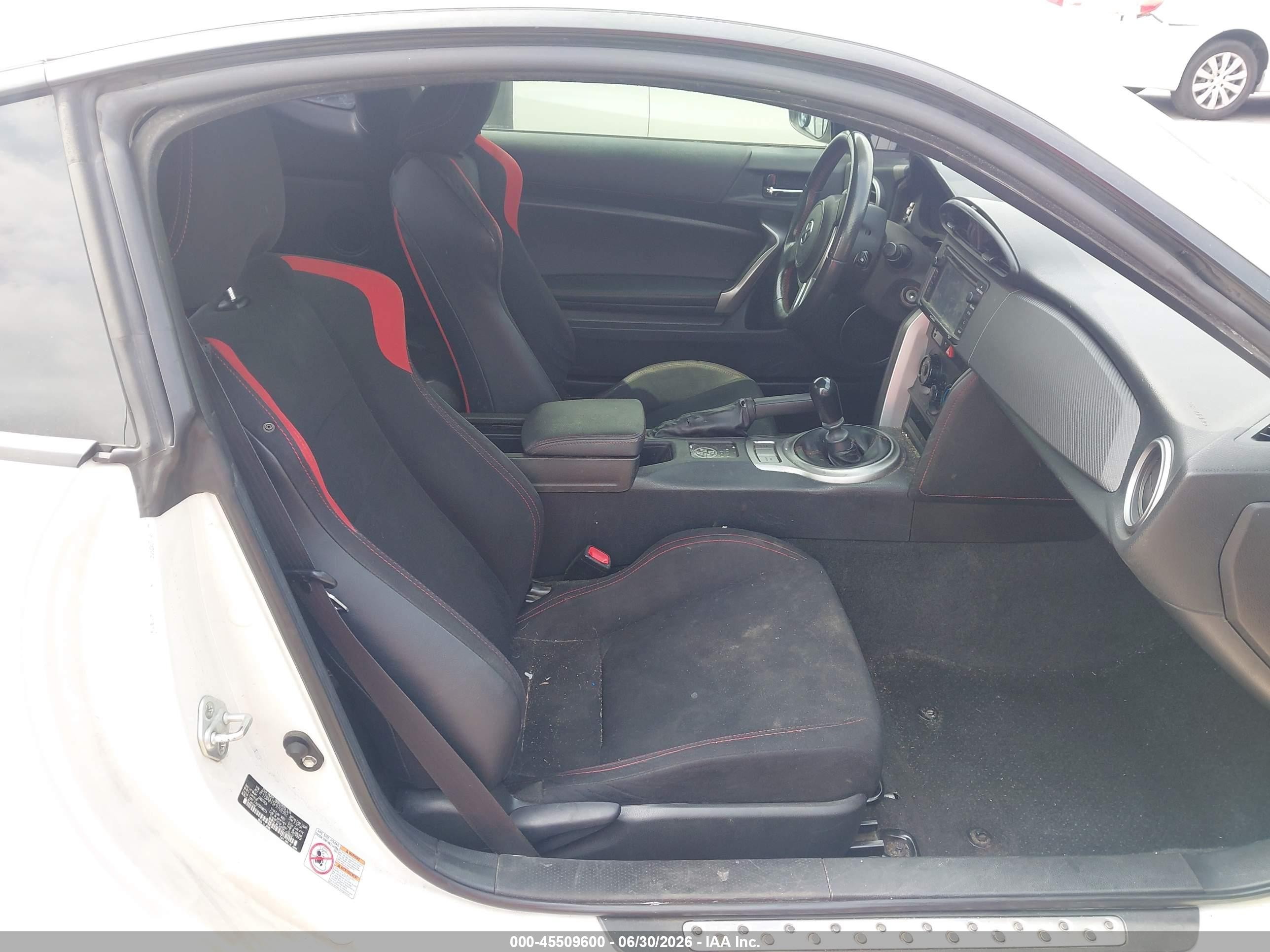 2015 Scion FR-S VIN JF1ZNAA15F9709362 IAAI salvage auction — Normal Wear, Clear - Dealer Only (California), sold $1,200 on 2026-07-02 (photo 5)