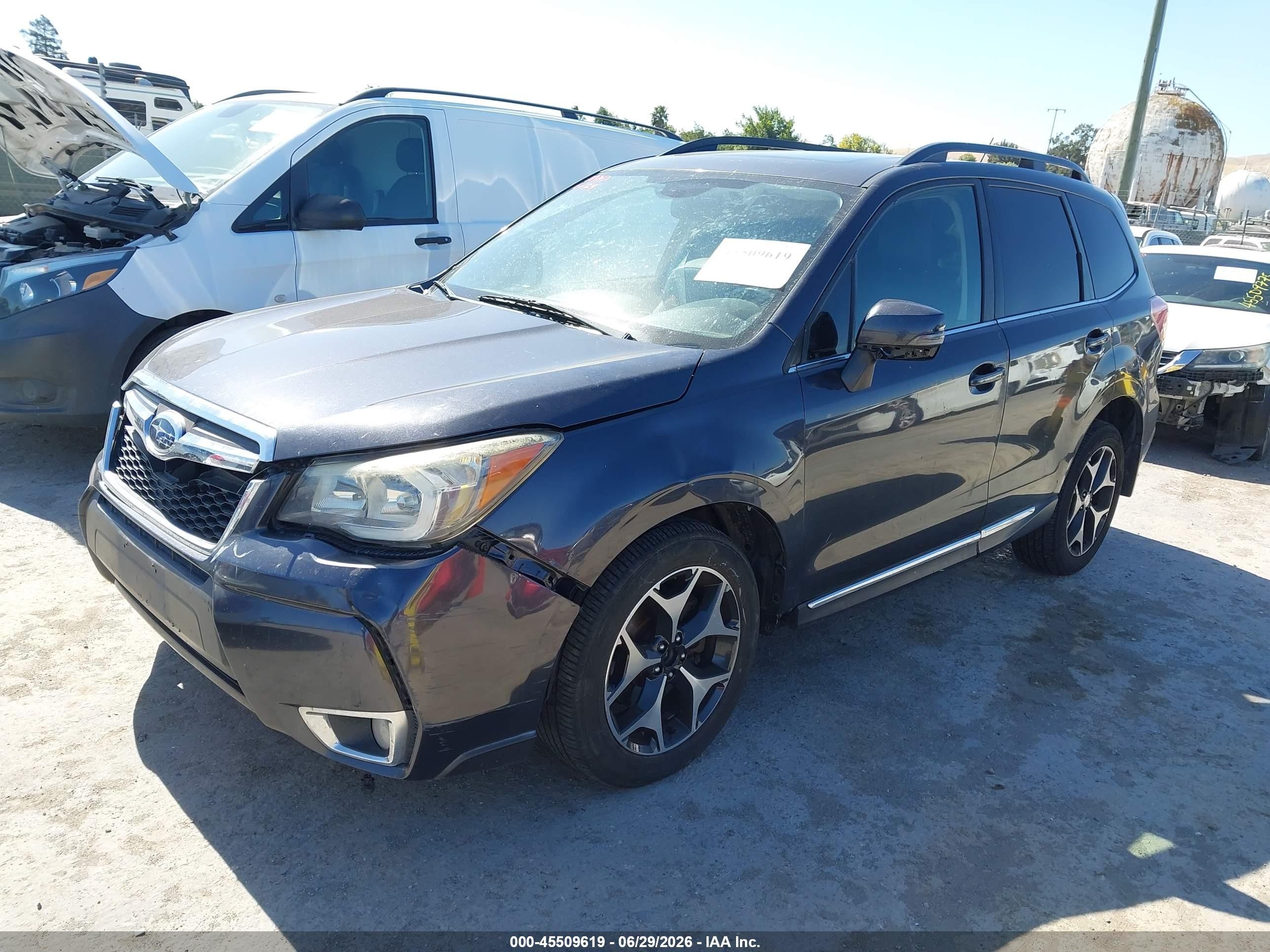 2015 Subaru Forester VIN JF2SJGWC7FH461532 IAAI salvage auction — Normal Wear, Clear - Dealer Only (California), sold $400 on 2026-07-09 (photo 2)
