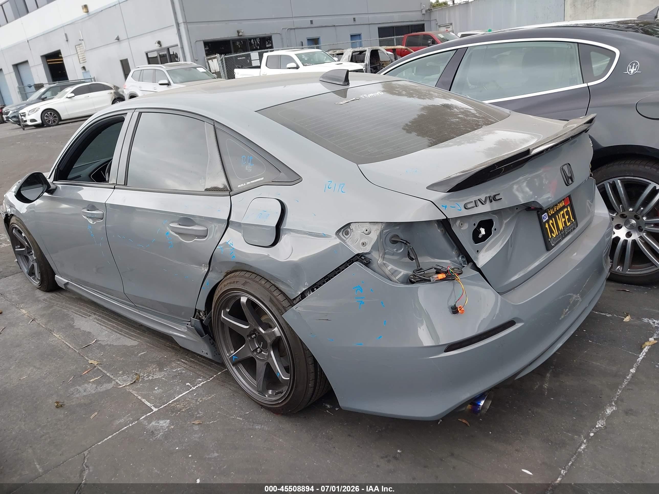 2025 Honda Civic VIN 2HGFE1E56SH471690 IAAI salvage auction — Rear End, Salvage Certificate (California), sold $12,100 on 2026-09-12 (photo 3)