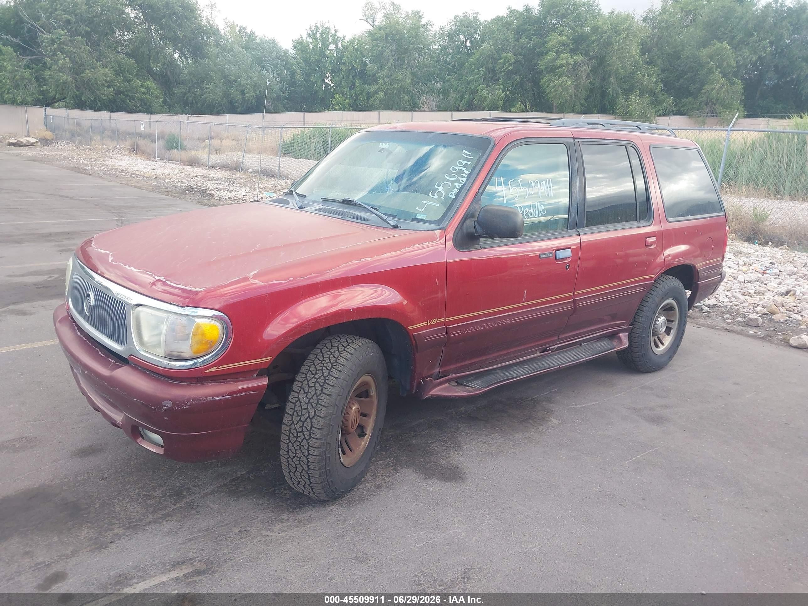 1998 Mercury Mountaineer VIN 4M2ZU55P6WUJ38426 IAAI salvage auction — Normal Wear, Clear (Utah), sold $275 on 2026-07-02 (photo 2)