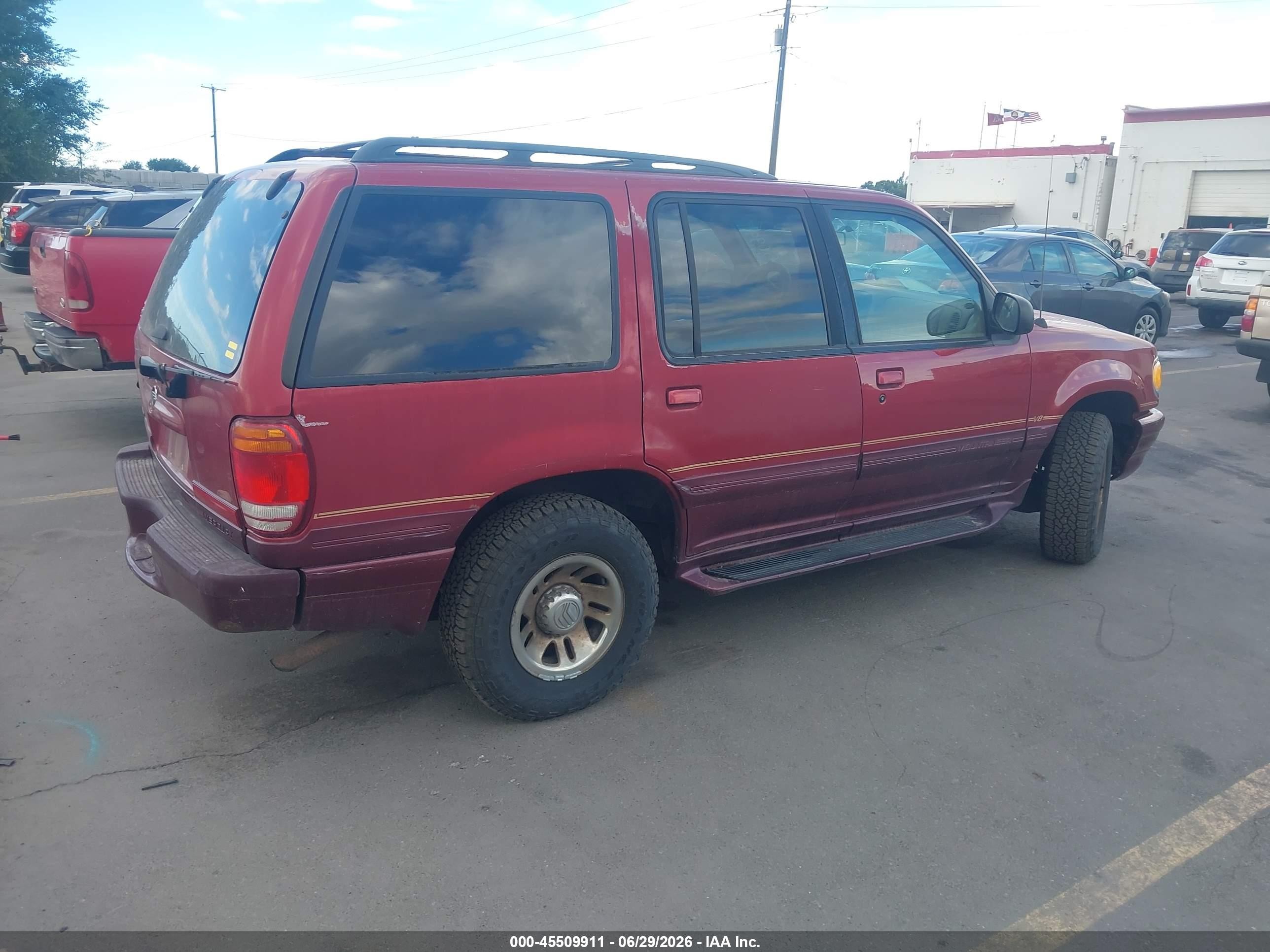 1998 Mercury Mountaineer VIN 4M2ZU55P6WUJ38426 IAAI salvage auction — Normal Wear, Clear (Utah), sold $275 on 2026-07-02 (photo 4)