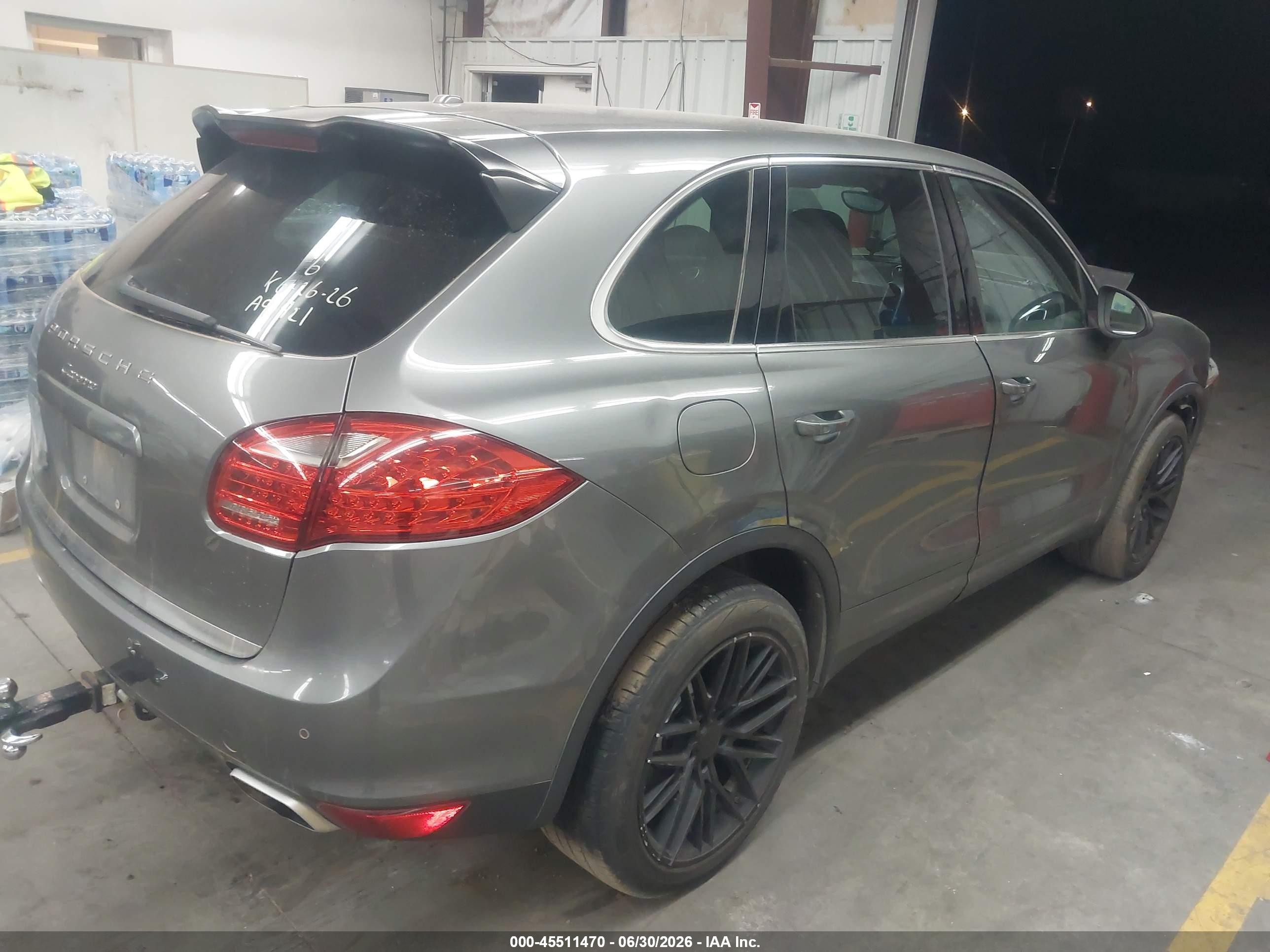 2014 Porsche Cayenne VIN WP1AA2A20ELA91921 IAAI salvage auction — Front End, Salvage (Arizona), sold $1,000 on 2026-09-08 (photo 4)