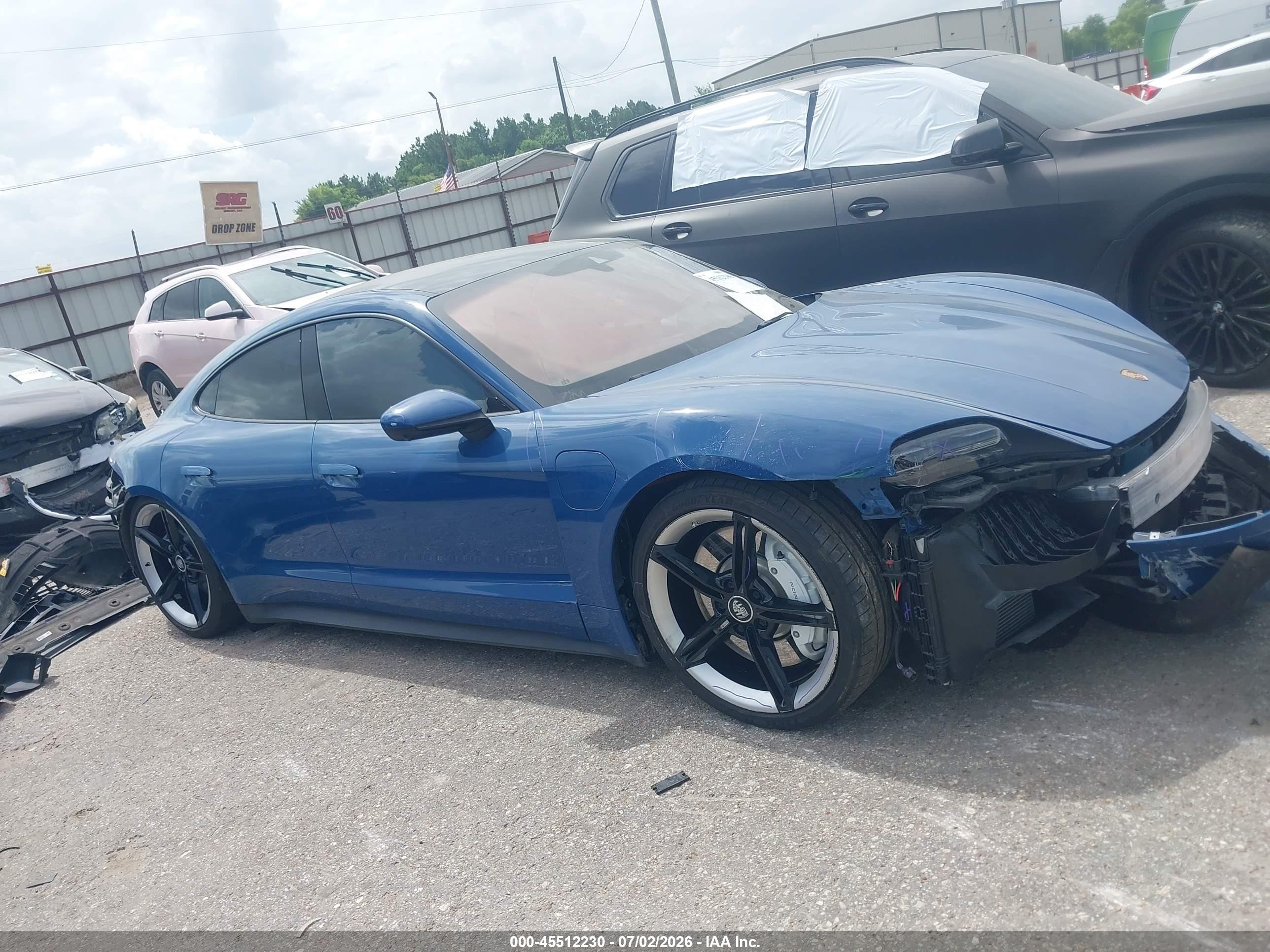 2022 Porsche Taycan VIN WP0AA2Y12NSA10814 — IAAI salvage auction photo