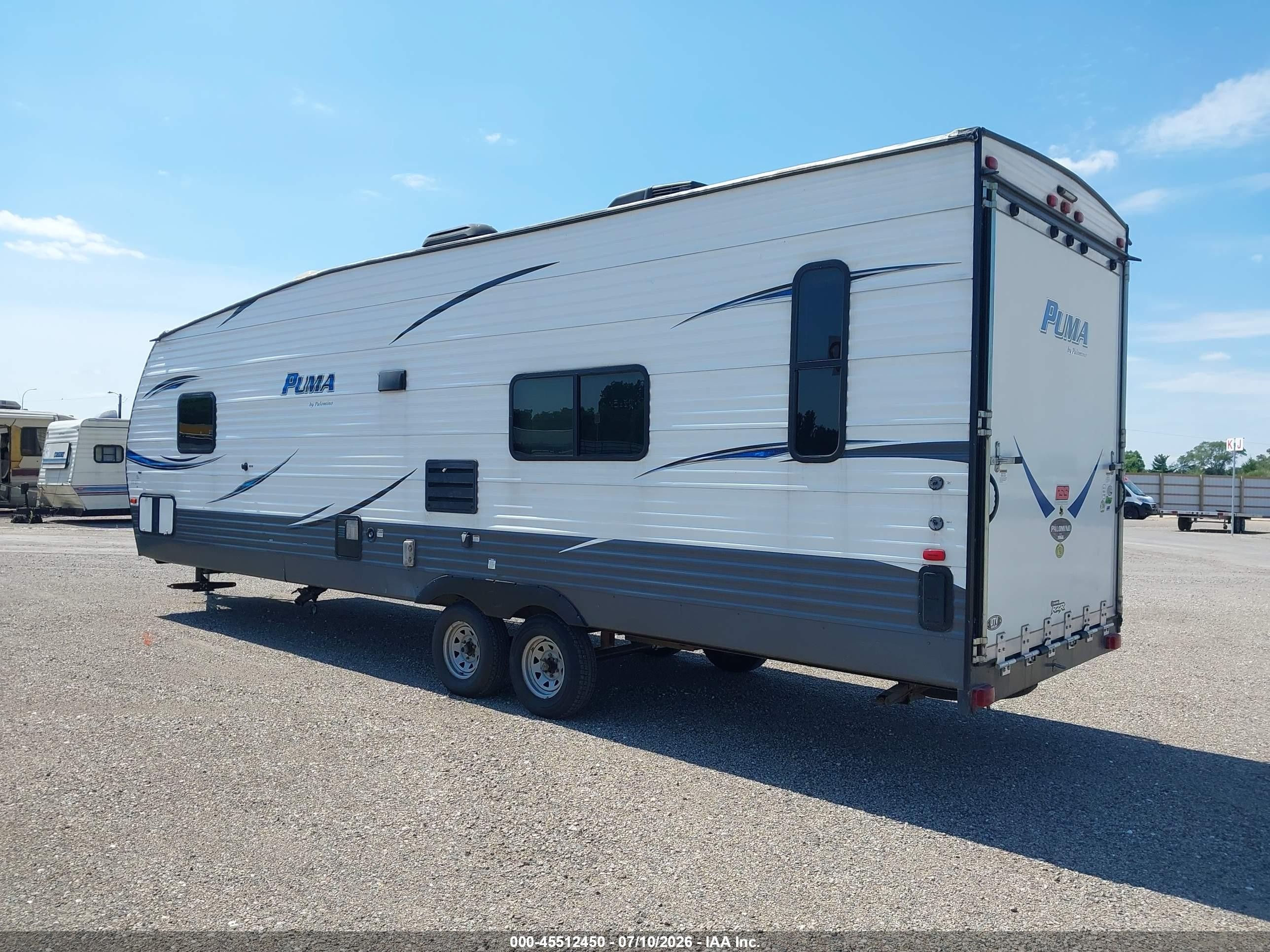 2019 Puma VIN 5ZT2PTSB5K4000736 IAAI salvage auction — Hail, Salvage (Minnesota), sold $4,050 on 2026-09-09 (photo 3)