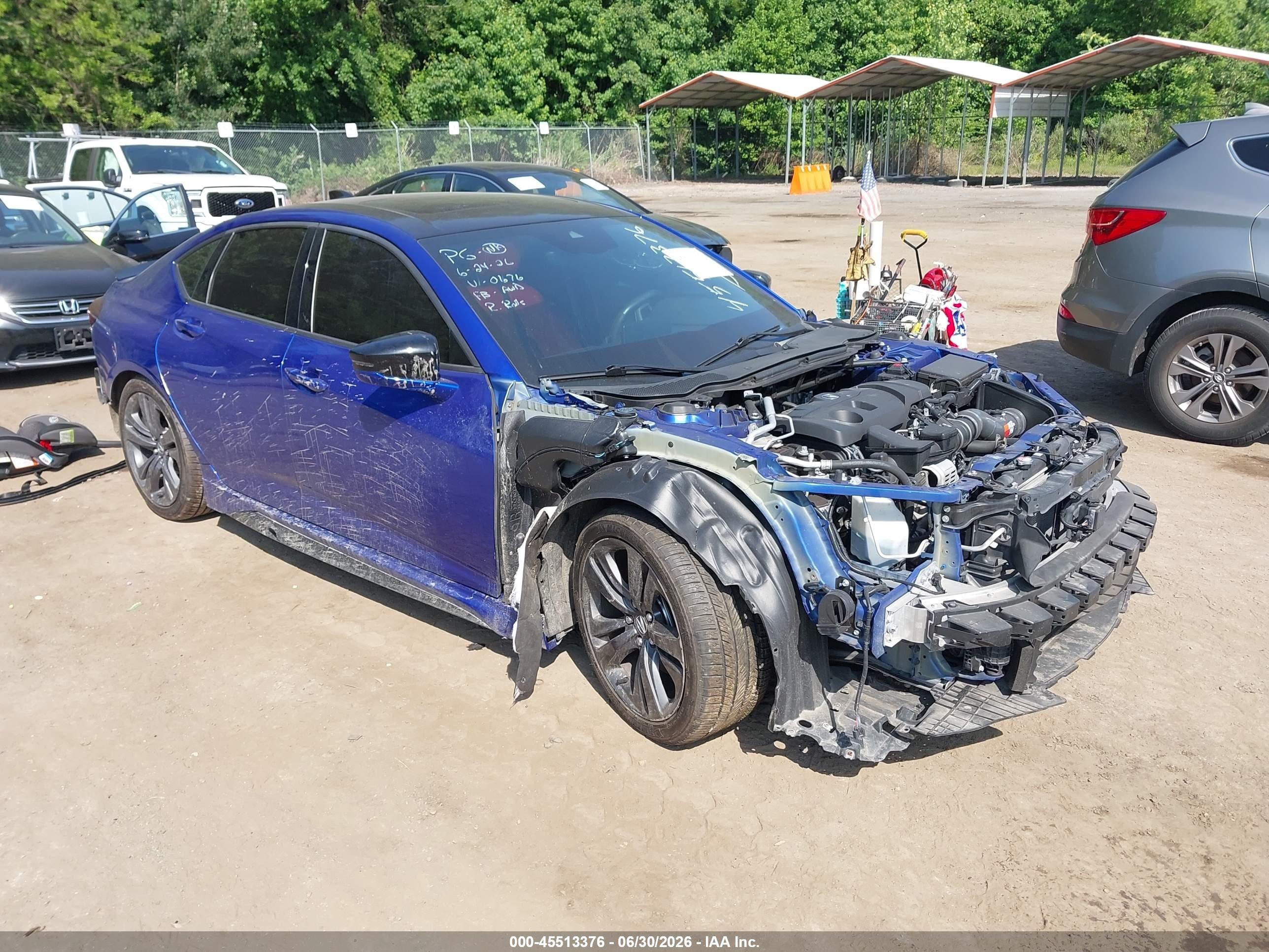2022 Acura TLX VIN 19UUB6F55NA000676 — IAAI salvage auction photo