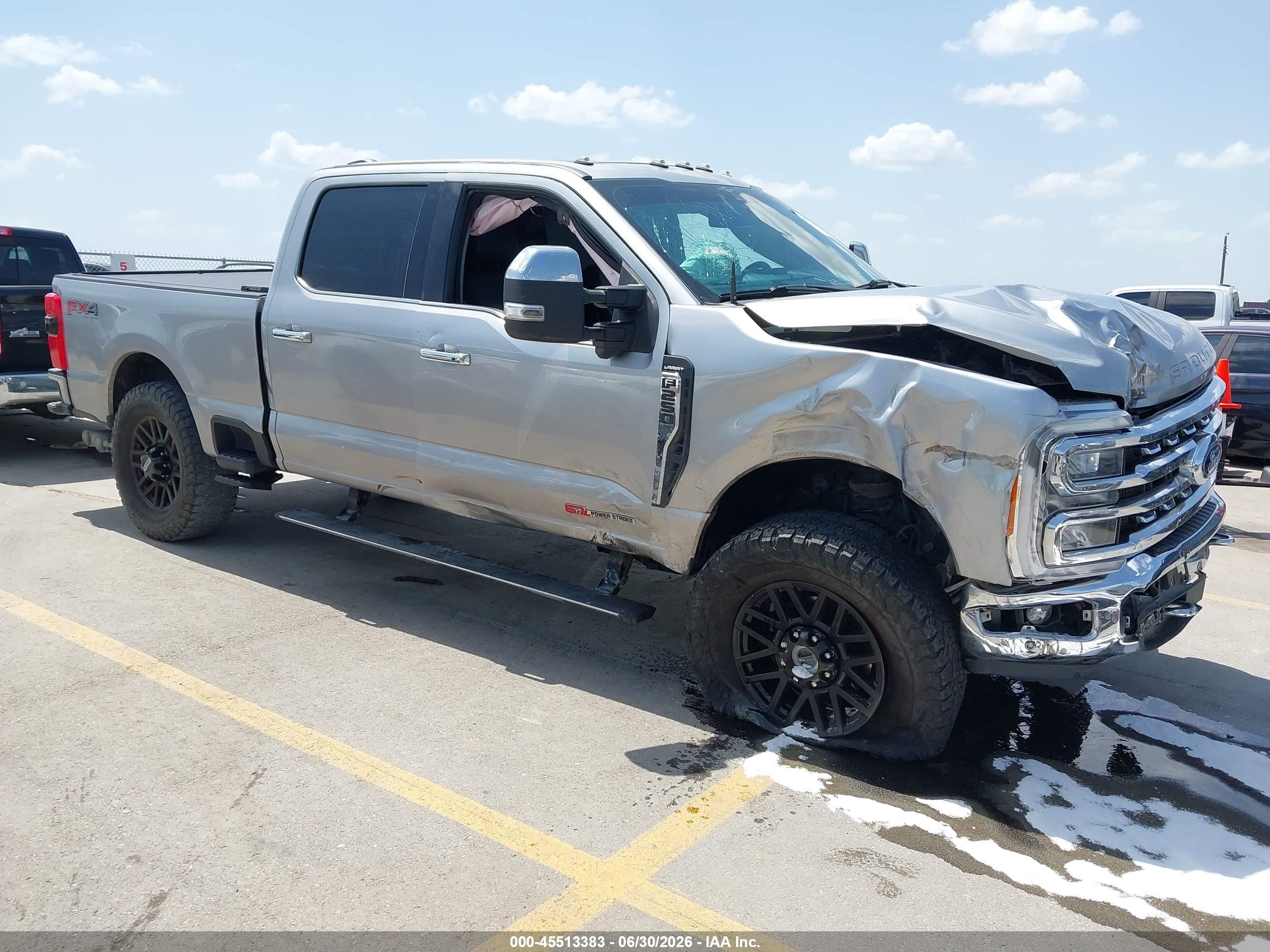 2023 Ford F-250 VIN 1FT8W2BM1PEC80828 IAAI salvage auction — Side, Salvage (Texas), sold $24,900 on 2026-08-26 (photo 1)