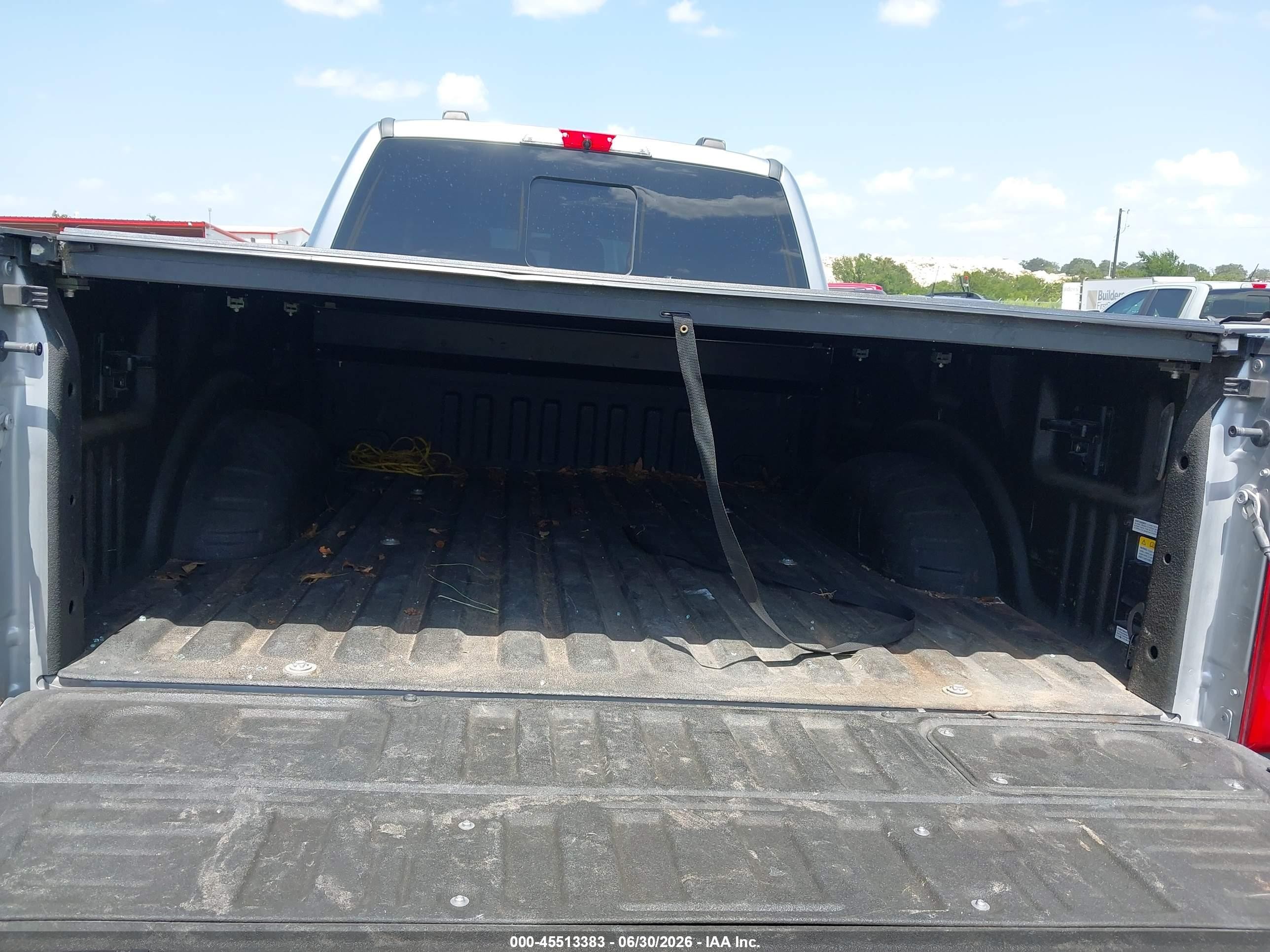 2023 Ford F-250 VIN 1FT8W2BM1PEC80828 IAAI salvage auction — Side, Salvage (Texas), sold $24,900 on 2026-08-26 (photo 6)