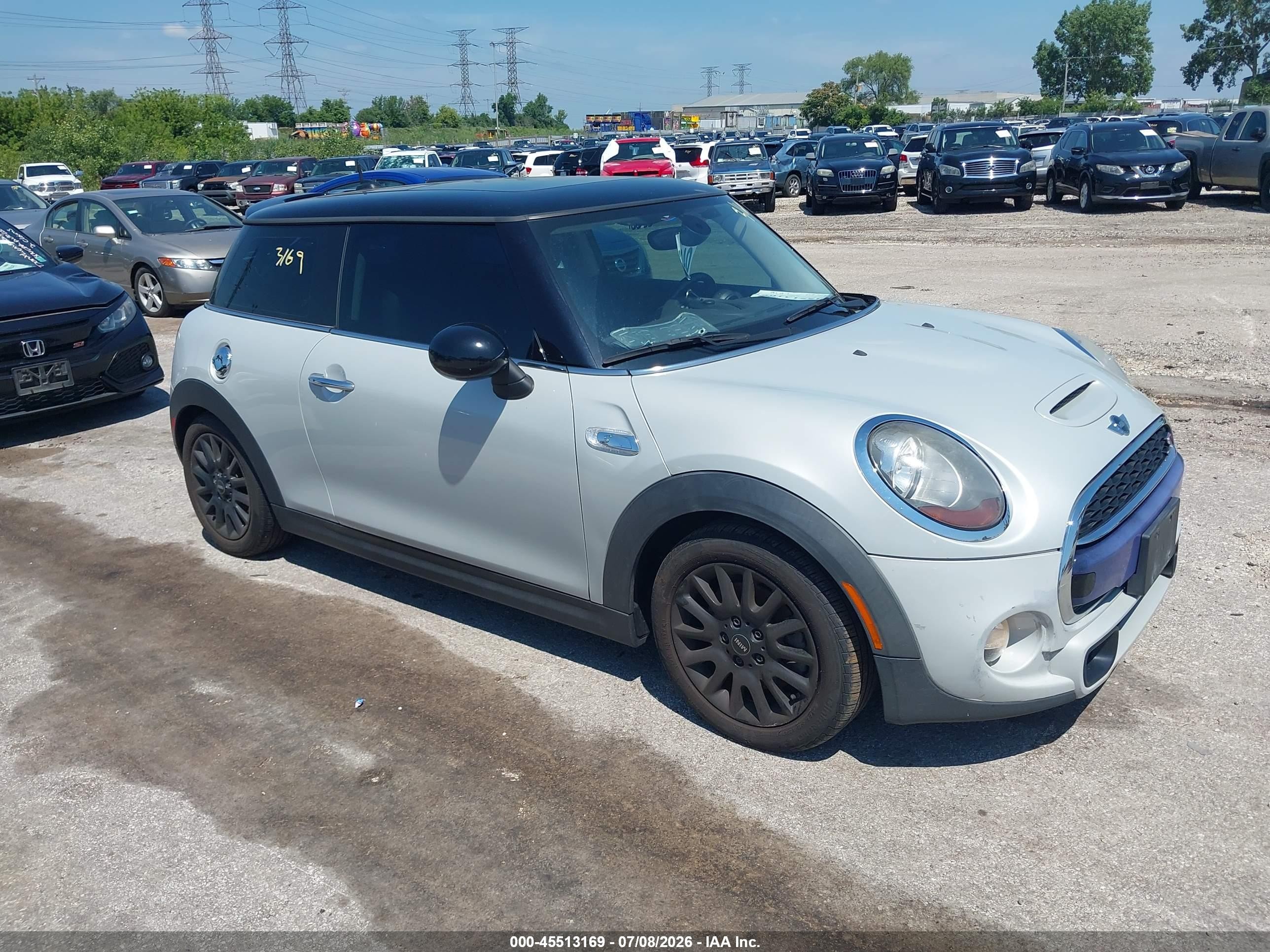 2015 Mini Hard top VIN WMWXP7C53F2A39818 IAAI salvage auction — Hail, Salvage (Illinois), sold $2,000 on 2026-09-08 (photo 1)
