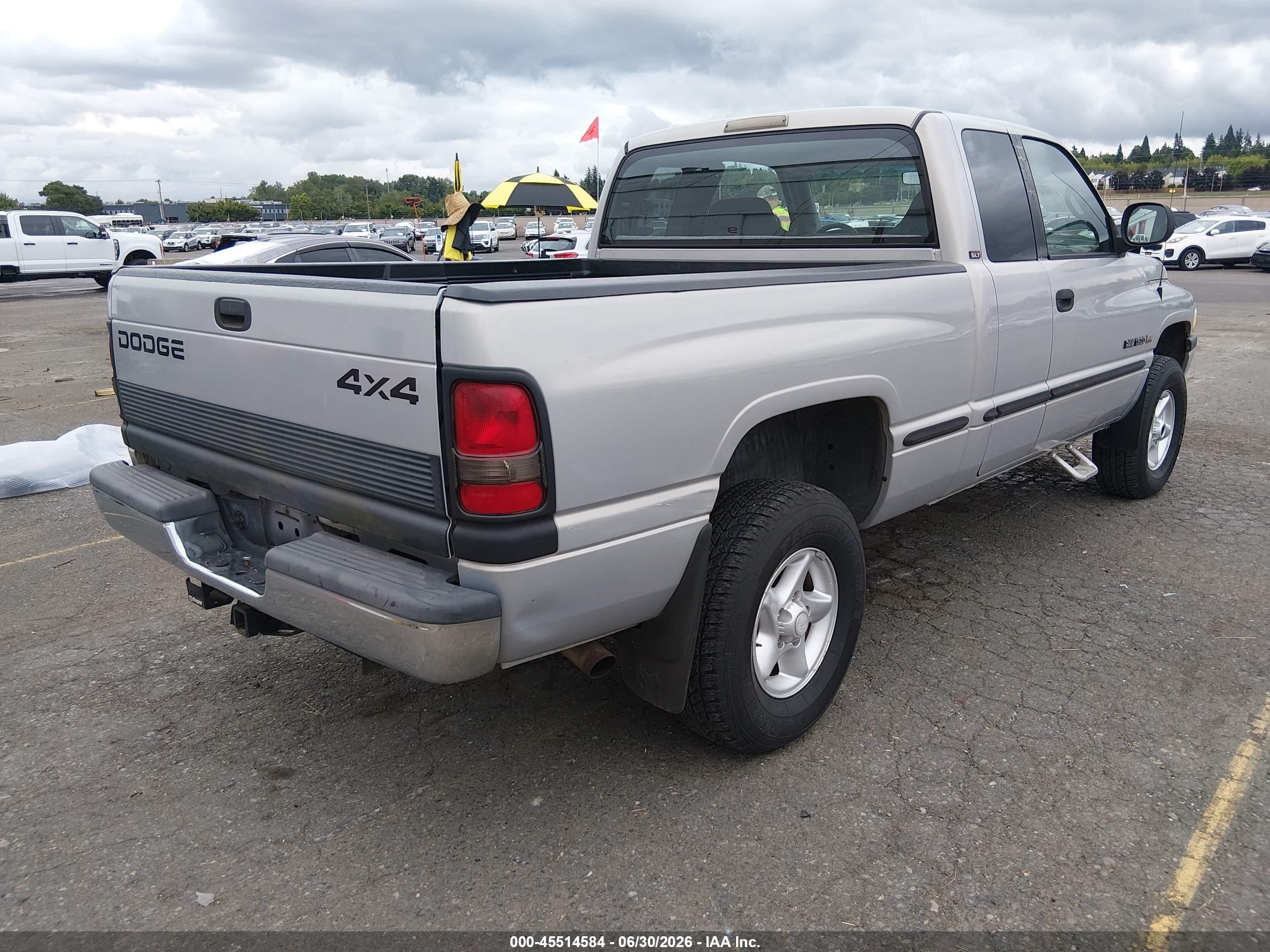 1999 Dodge Ram 1500 VIN 3B7HF13Y2XG156121 IAAI salvage auction — Normal Wear, Clear-Dealer Only (Washington), sold $5,725 on 2026-07-09 (photo 4)