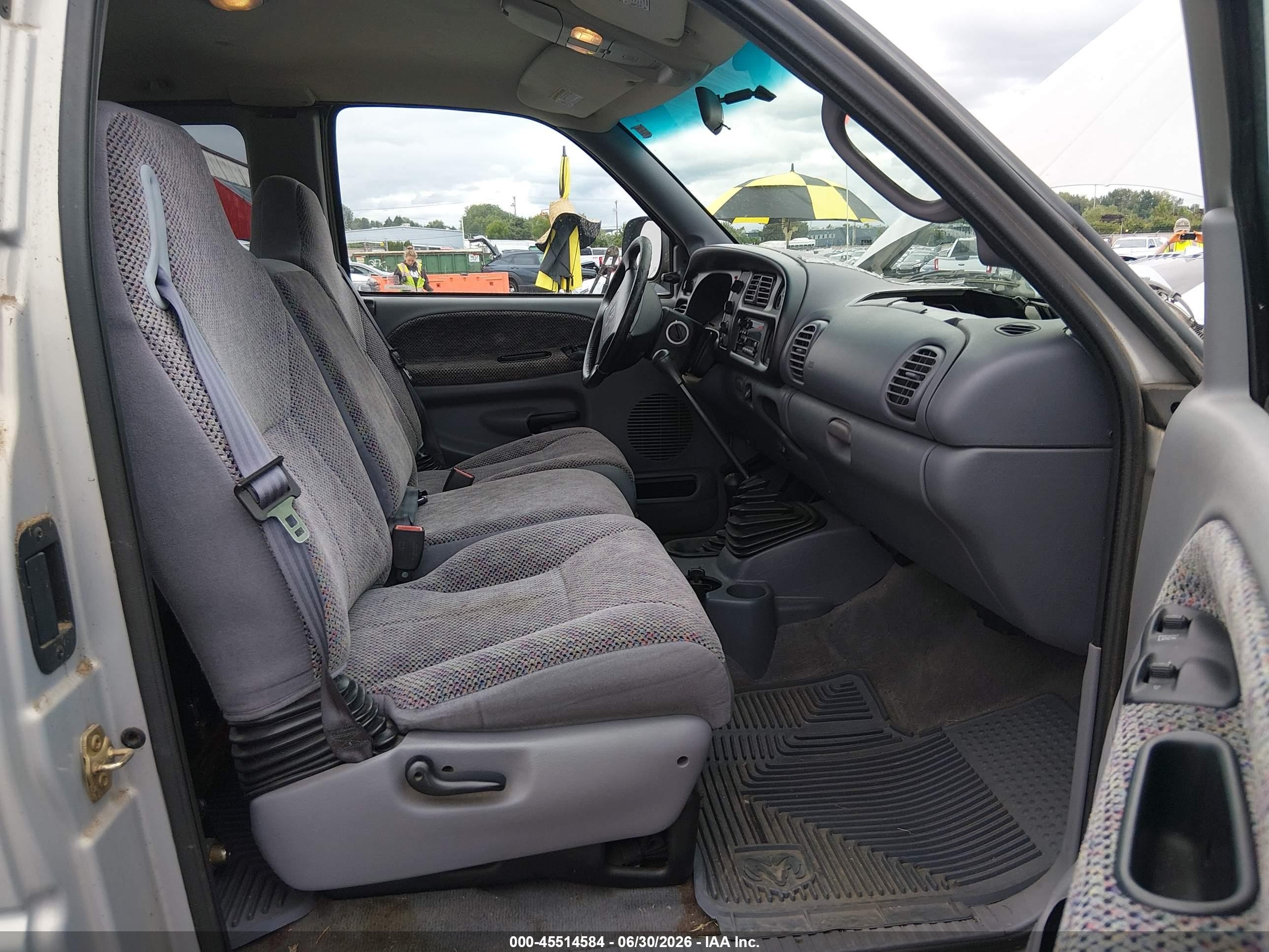 1999 Dodge Ram 1500 VIN 3B7HF13Y2XG156121 IAAI salvage auction — Normal Wear, Clear-Dealer Only (Washington), sold $5,725 on 2026-07-09 (photo 5)