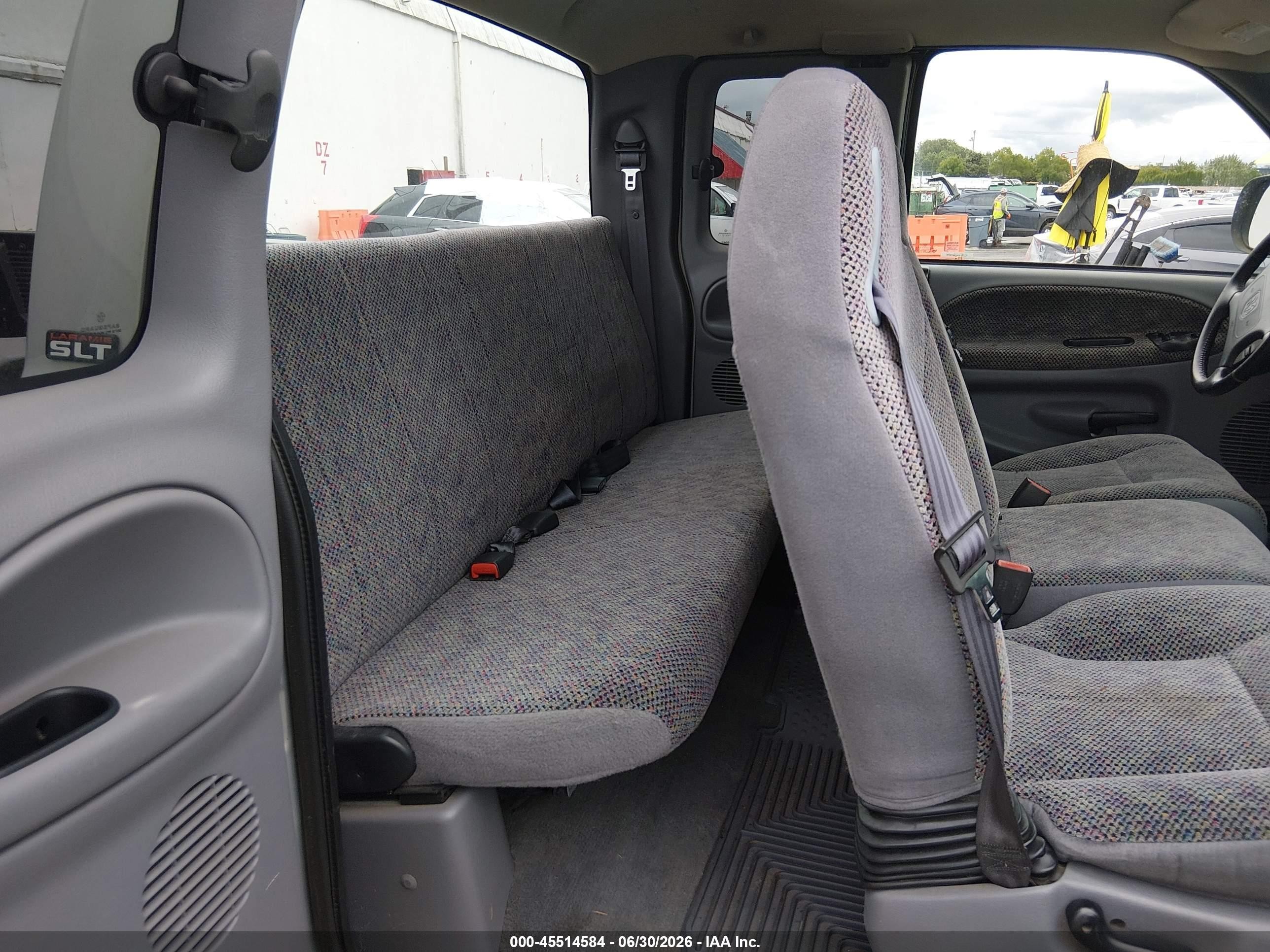 1999 Dodge Ram 1500 VIN 3B7HF13Y2XG156121 IAAI salvage auction — Normal Wear, Clear-Dealer Only (Washington), sold $5,725 on 2026-07-09 (photo 8)