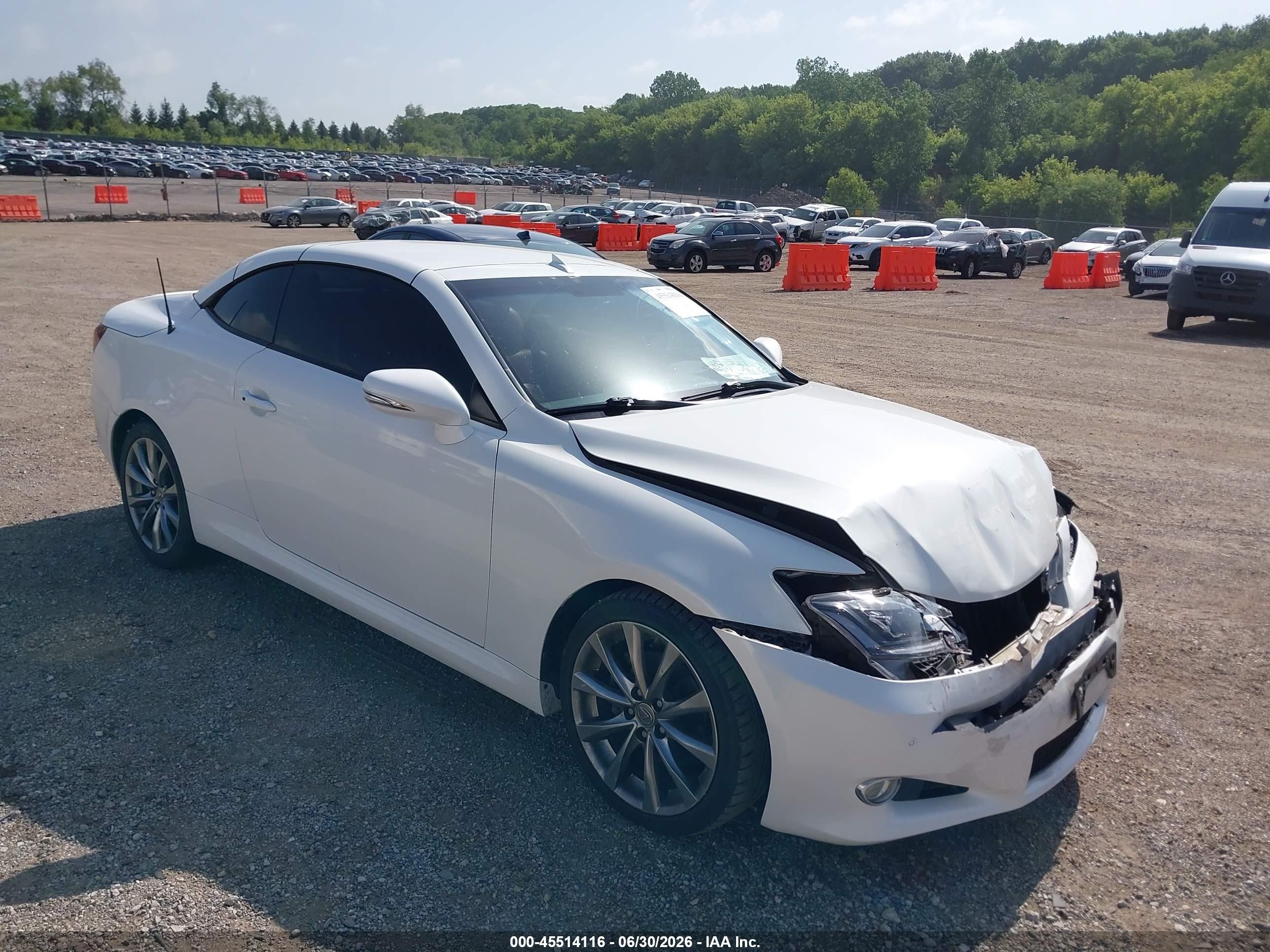 2015 Lexus Is VIN JTHFF2C23F2532064 IAAI salvage auction — Front End, Salvage (Illinois), sold $4,050 on 2026-09-02 (photo 1)