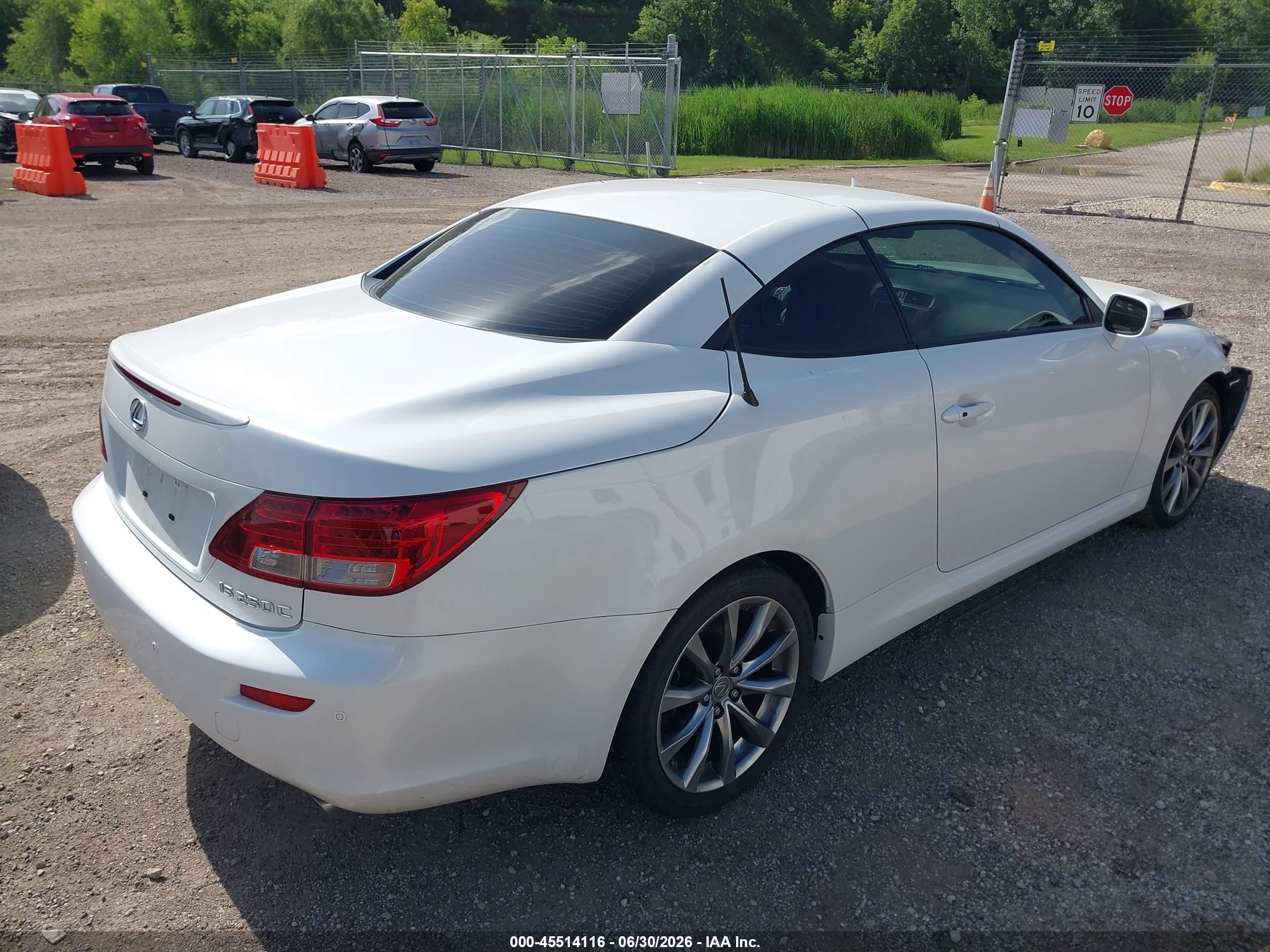 2015 Lexus Is VIN JTHFF2C23F2532064 IAAI salvage auction — Front End, Salvage (Illinois), sold $4,050 on 2026-09-02 (photo 4)
